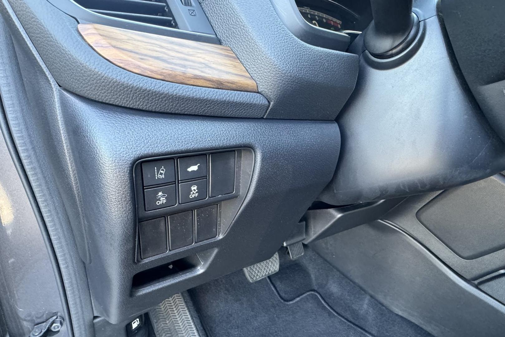 2022 Modern Steel Metallic /Black Honda CR-V EX-L (2HKRW2H87NH) with an 4 Cyl 1.5 Liter Turbo engine, Automatic transmission, located at 2304 W. Main St., Boise, ID, 83702, (208) 342-7777, 43.622105, -116.218658 - New Tires! Own The Legend! - Photo#15