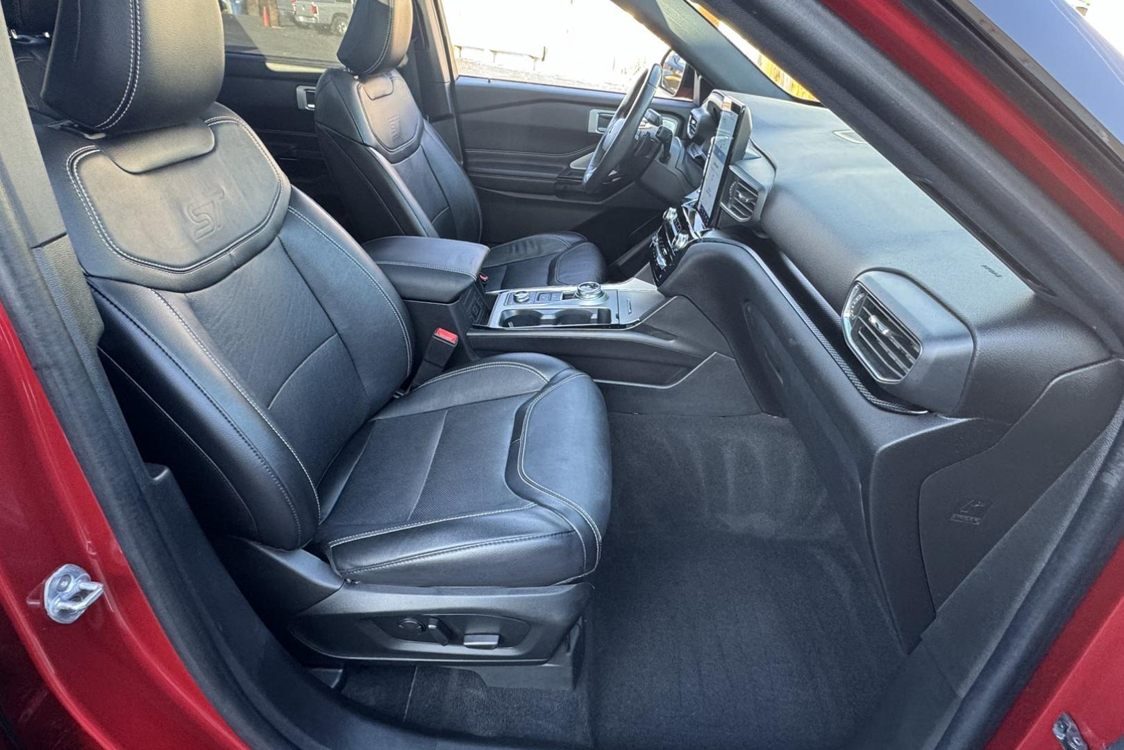 2022 Rapid Red /Black Ford Explorer ST (1FM5K8GC5NG) with an V6 3.0 Liter Twin Turbo engine, Automatic 10 Speed transmission, located at 2304 W. Main St., Boise, ID, 83702, (208) 342-7777, 43.622105, -116.218658 - 7 Passenger And A Blast To Drive! - Photo#20