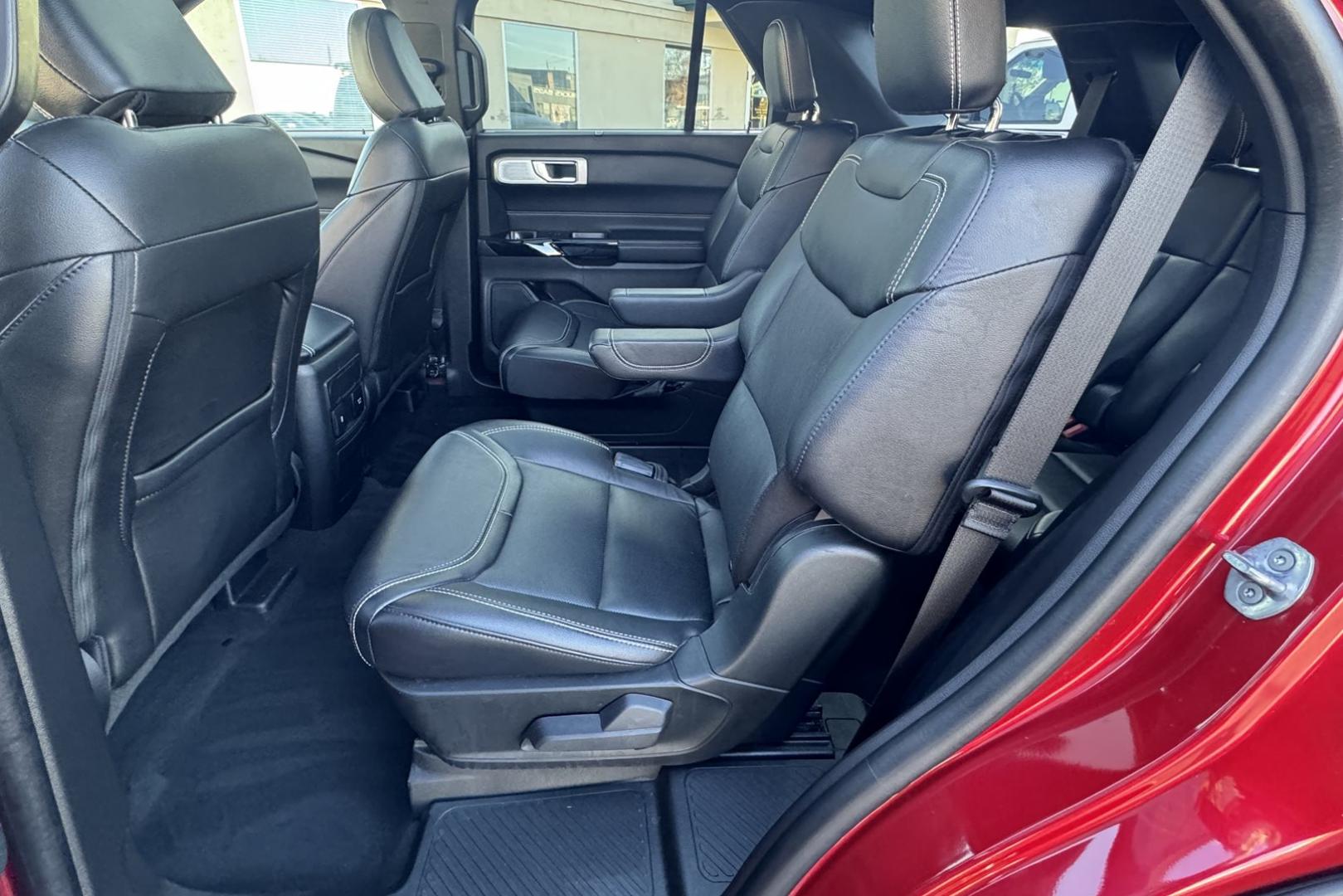 2022 Rapid Red /Black Ford Explorer ST (1FM5K8GC5NG) with an V6 3.0 Liter Twin Turbo engine, Automatic 10 Speed transmission, located at 2304 W. Main St., Boise, ID, 83702, (208) 342-7777, 43.622105, -116.218658 - 7 Passenger And A Blast To Drive! - Photo#9
