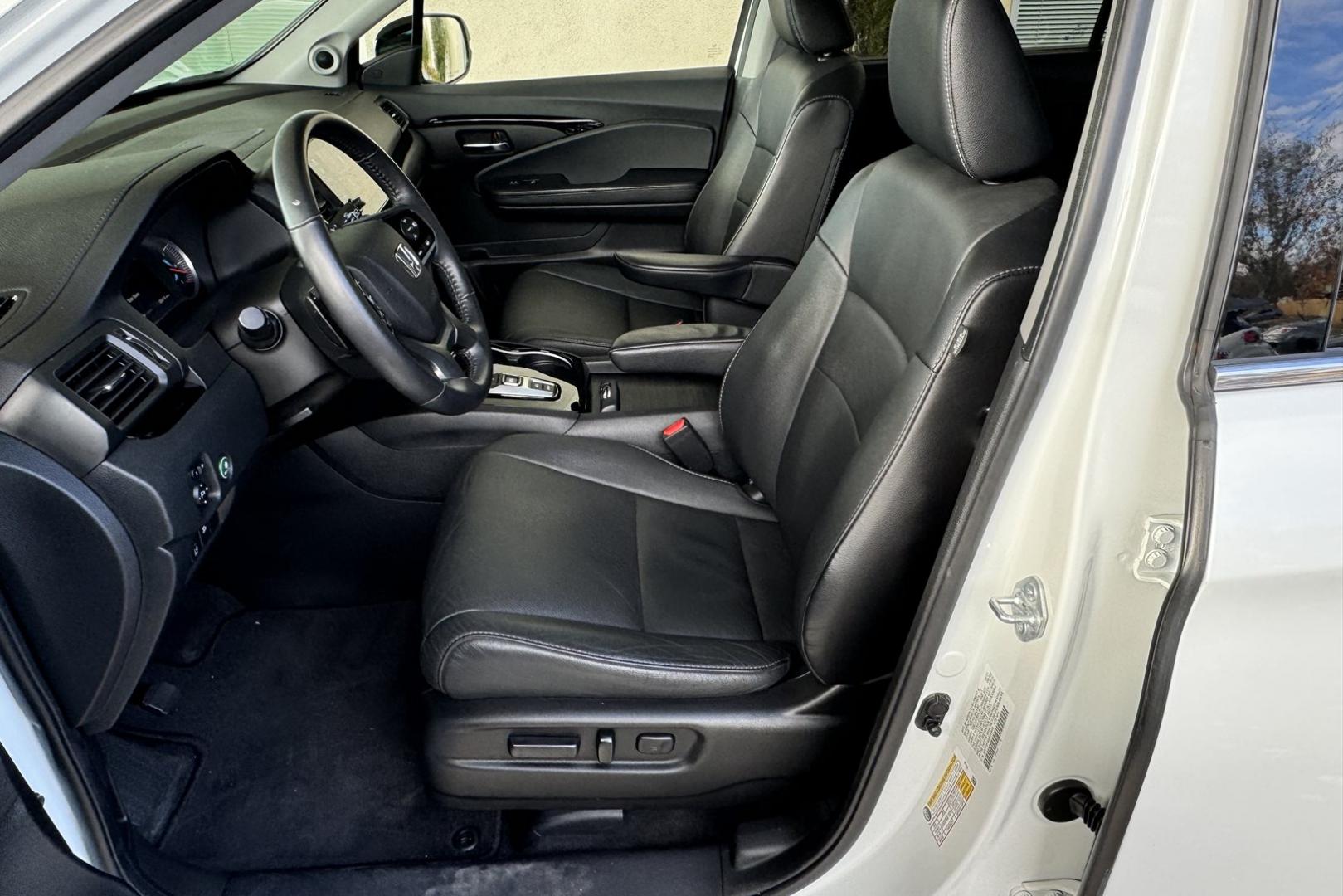 2021 Platinum White Pearl /Black Honda Pilot Touring (5FNYF6H96MB) with an V6 3.5 Liter engine, Automatic 9 Speed transmission, located at 2304 W. Main St., Boise, ID, 83702, (208) 342-7777, 43.622105, -116.218658 - 8 Passenger Seating! New Tires Too! - Photo#13