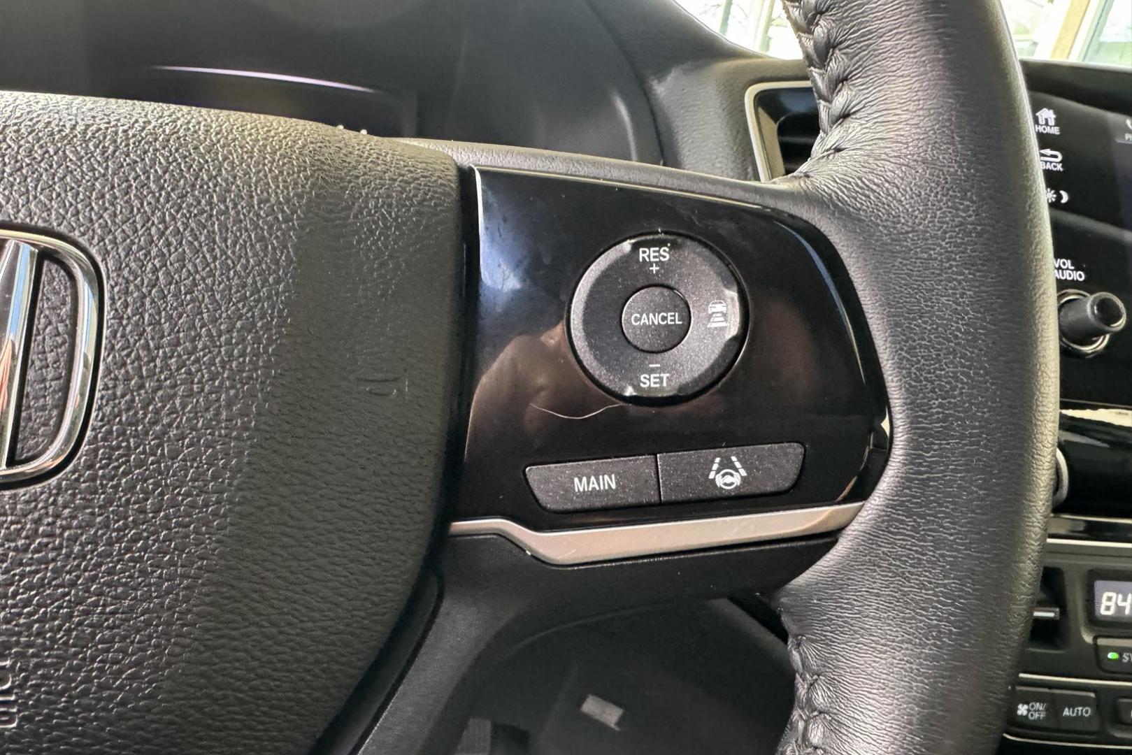 2021 Platinum White Pearl /Black Honda Pilot Touring (5FNYF6H96MB) with an V6 3.5 Liter engine, Automatic 9 Speed transmission, located at 2304 W. Main St., Boise, ID, 83702, (208) 342-7777, 43.622105, -116.218658 - 8 Passenger Seating! New Tires Too! - Photo#16
