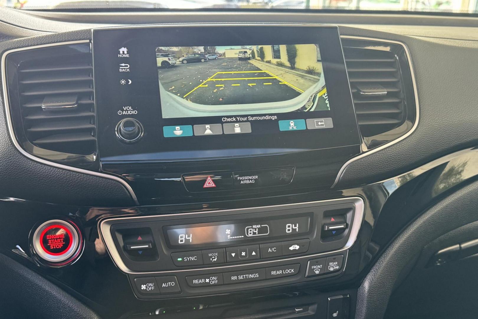 2021 Platinum White Pearl /Black Honda Pilot Touring (5FNYF6H96MB) with an V6 3.5 Liter engine, Automatic 9 Speed transmission, located at 2304 W. Main St., Boise, ID, 83702, (208) 342-7777, 43.622105, -116.218658 - 8 Passenger Seating! New Tires Too! - Photo#5