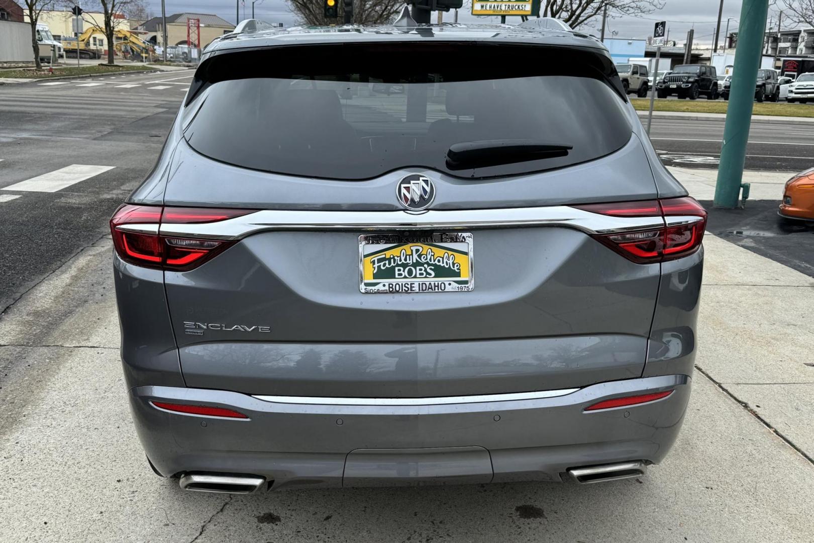 2021 Satin Steel Metallic /Ebony Leather Buick Enlcave Avenir (5GAEVCKW6MJ) with an V6 3.6 Liter engine, Automatic 9 Speed transmission, located at 2304 W. Main St., Boise, ID, 83702, (208) 342-7777, 43.622105, -116.218658 - Clean One Owner Idaho SUV! Highly Optioned And Loaded With Safety Features! - Photo#1