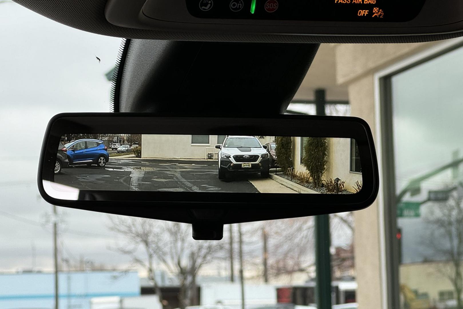 2021 Satin Steel Metallic /Ebony Leather Buick Enlcave Avenir (5GAEVCKW6MJ) with an V6 3.6 Liter engine, Automatic 9 Speed transmission, located at 2304 W. Main St., Boise, ID, 83702, (208) 342-7777, 43.622105, -116.218658 - Clean One Owner Idaho SUV! Highly Optioned And Loaded With Safety Features! - Photo#19