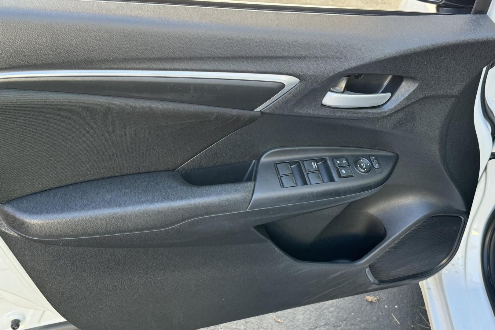 2019 White /Black Honda Fit LX (3HGGK5H42KM) with an 4 Cyl 1.5 Liter engine, Automatic transmission, located at 2304 W. Main St., Boise, ID, 83702, (208) 342-7777, 43.622105, -116.218658 - Great Fuel Economy! Great Cars! - Photo#5