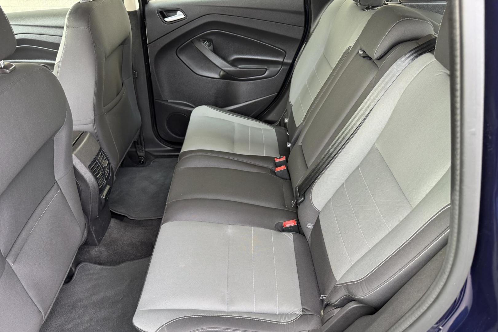 2016 Kona Blue /Gray Ford C-Max Hybrid SE (1FADP5AU5GL) with an 4 Cyl 2.0 Liter Hybrid engine, Automatic transmission, located at 2304 W. Main St., Boise, ID, 83702, (208) 342-7777, 43.622105, -116.218658 - New Tires! Great Fuel Economy! Upgraded To Apple Car Play/Android Auto! - Photo#5