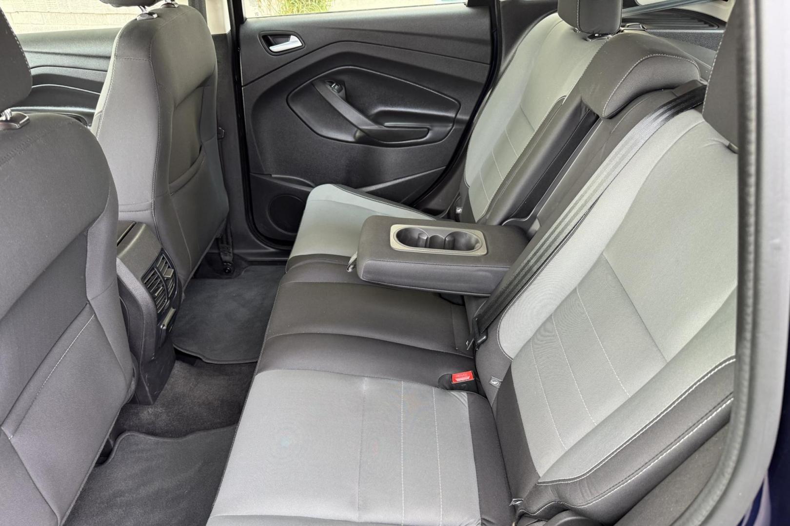 2016 Kona Blue /Gray Ford C-Max Hybrid SE (1FADP5AU5GL) with an 4 Cyl 2.0 Liter Hybrid engine, Automatic transmission, located at 2304 W. Main St., Boise, ID, 83702, (208) 342-7777, 43.622105, -116.218658 - New Tires! Great Fuel Economy! Upgraded To Apple Car Play/Android Auto! - Photo#6