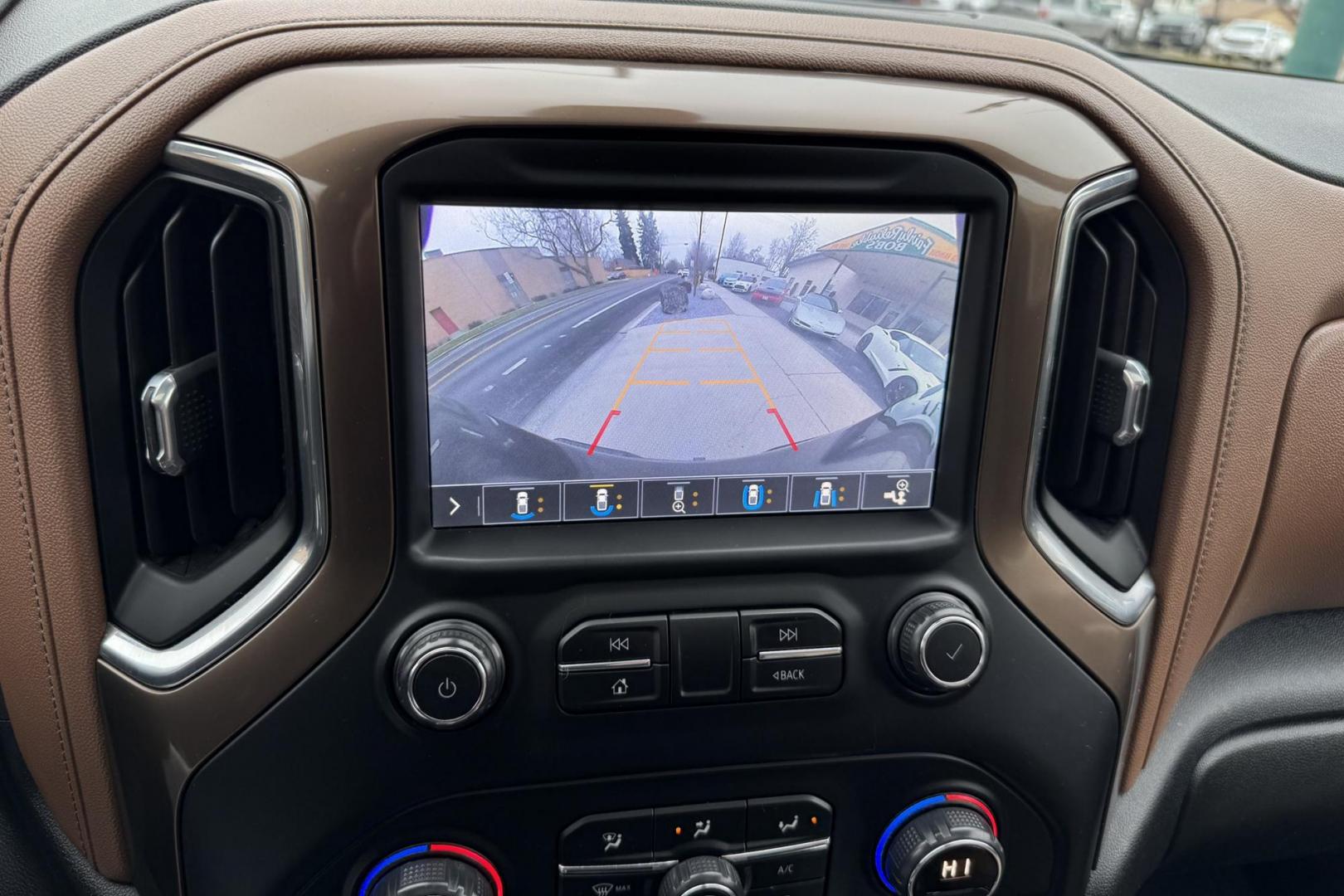 2019 Havana Brown Metallic /Jet Black/Umber Chevrolet Silverado 1500 High Country (1GCUYHEL2KZ) with an V8 6.2 Liter engine, Automatic 10 Speed transmission, located at 2304 W. Main St., Boise, ID, 83702, (208) 342-7777, 43.622105, -116.218658 - Photo#14