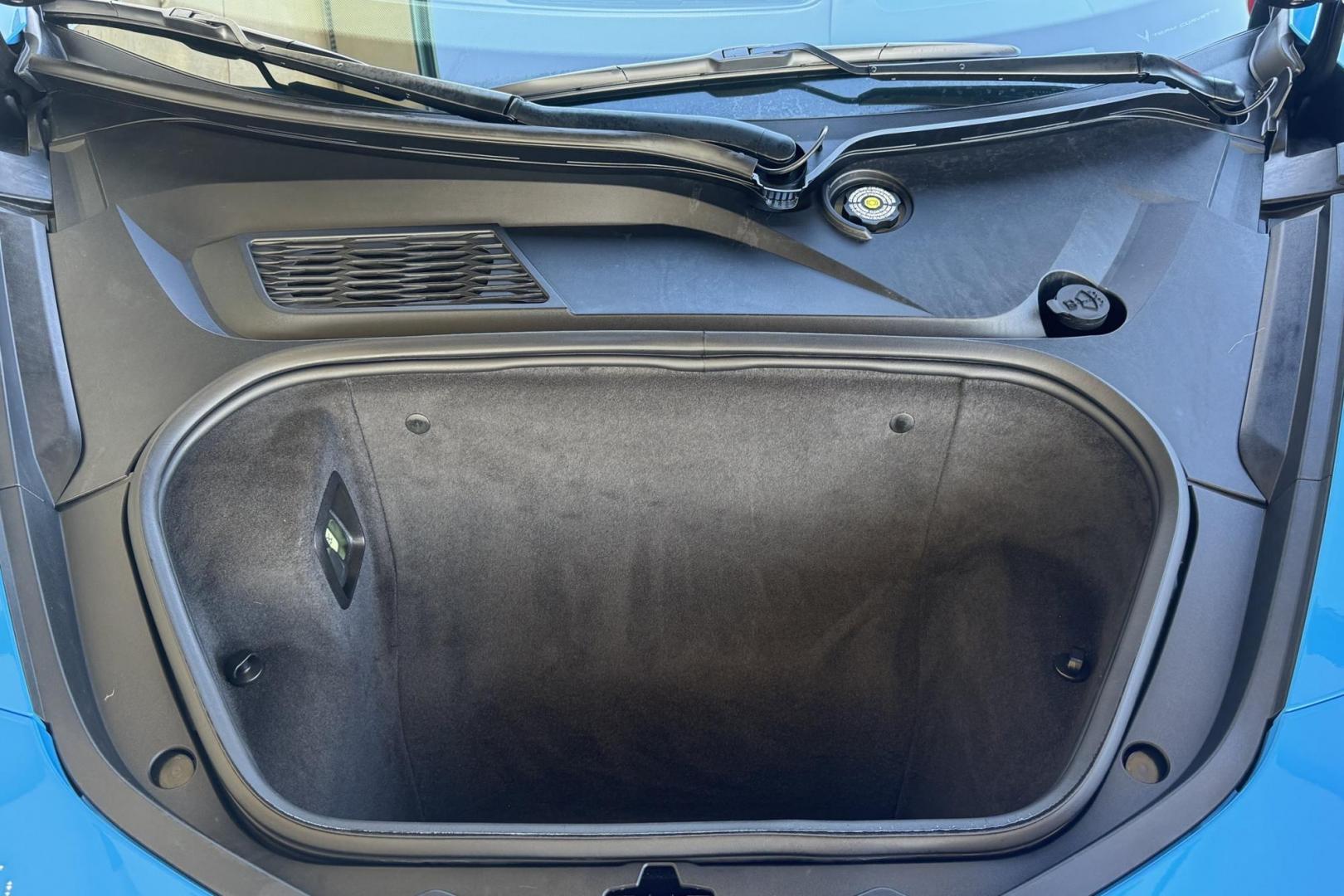 2021 Rapid Blue /Jet Black Chevrolet Corvette Stingray 2LT Z51 (1G1YB3D43M5) with an V8 6.2 Liter engine, Automatic 8 Speed transmission, located at 2304 W. Main St., Boise, ID, 83702, (208) 342-7777, 43.622105, -116.218658 - New Tires! Well Cared For C8 Convertible! - Photo#18