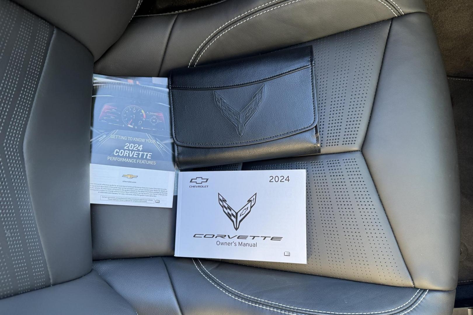 2024 Hypersonic Gray /Jet Black Chevrolet Corvette E-Ray 3LZ (1G1YM2D40R5) with an V8 6.2 Liter engine, Automatic 8 Speed transmission, located at 2304 W. Main St., Boise, ID, 83702, (208) 342-7777, 43.622105, -116.218658 - Photo#22