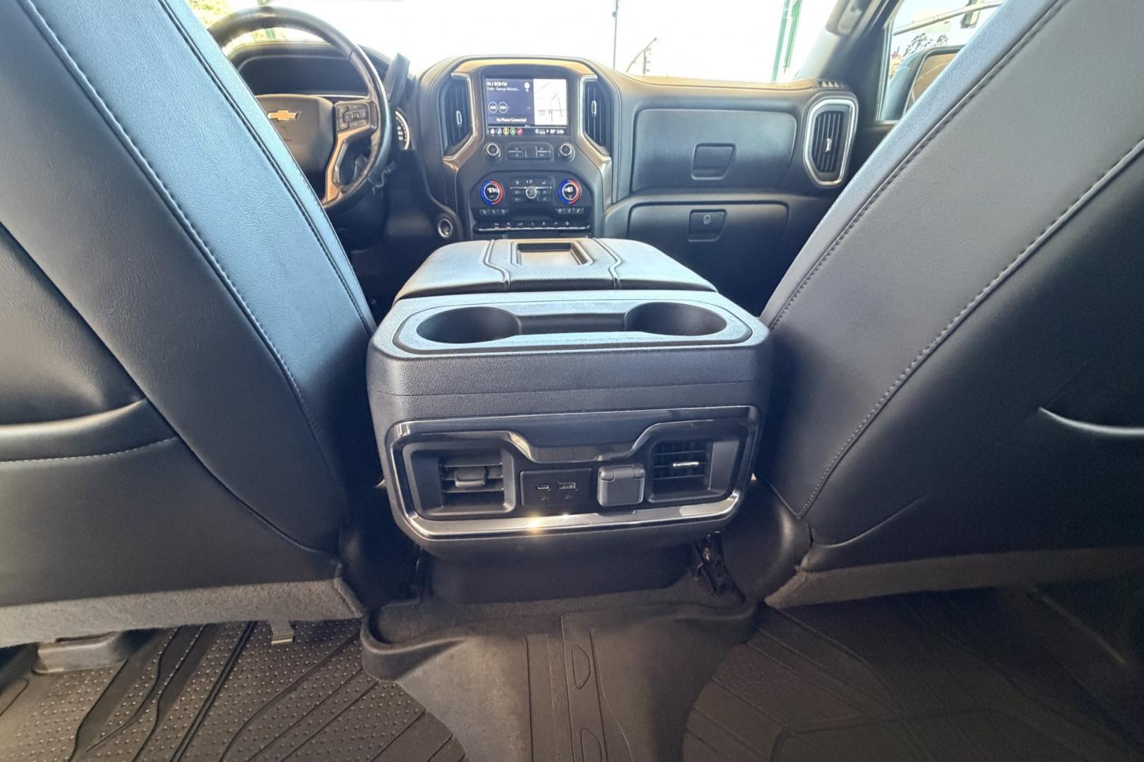 2022 Northsky Blue Metallic /Black Chevrolet Silverado 1500 High Country (3GCUYHET5NG) with an 6 Cyl 3.0 Liter Duramax Turbo Diesel engine, Automatic 10 Speed transmission, located at 2304 W. Main St., Boise, ID, 83702, (208) 342-7777, 43.622105, -116.218658 - Diesel Powered! Well Optioned! Good To Go!- Photo#23