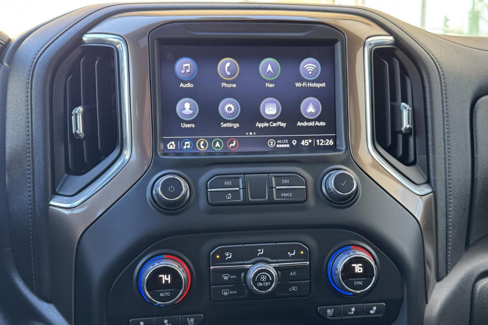 2022 Blue /Black Chevrolet Silverado 1500 High Country (3GCUYHET5NG) with an 6 Cyl 3.0 Liter Turbo Diesel engine, Automatic 10 Speed transmission, located at 2304 W. Main St., Boise, ID, 83702, (208) 342-7777, 43.622105, -116.218658 - Diesel Powered! - Photo#6