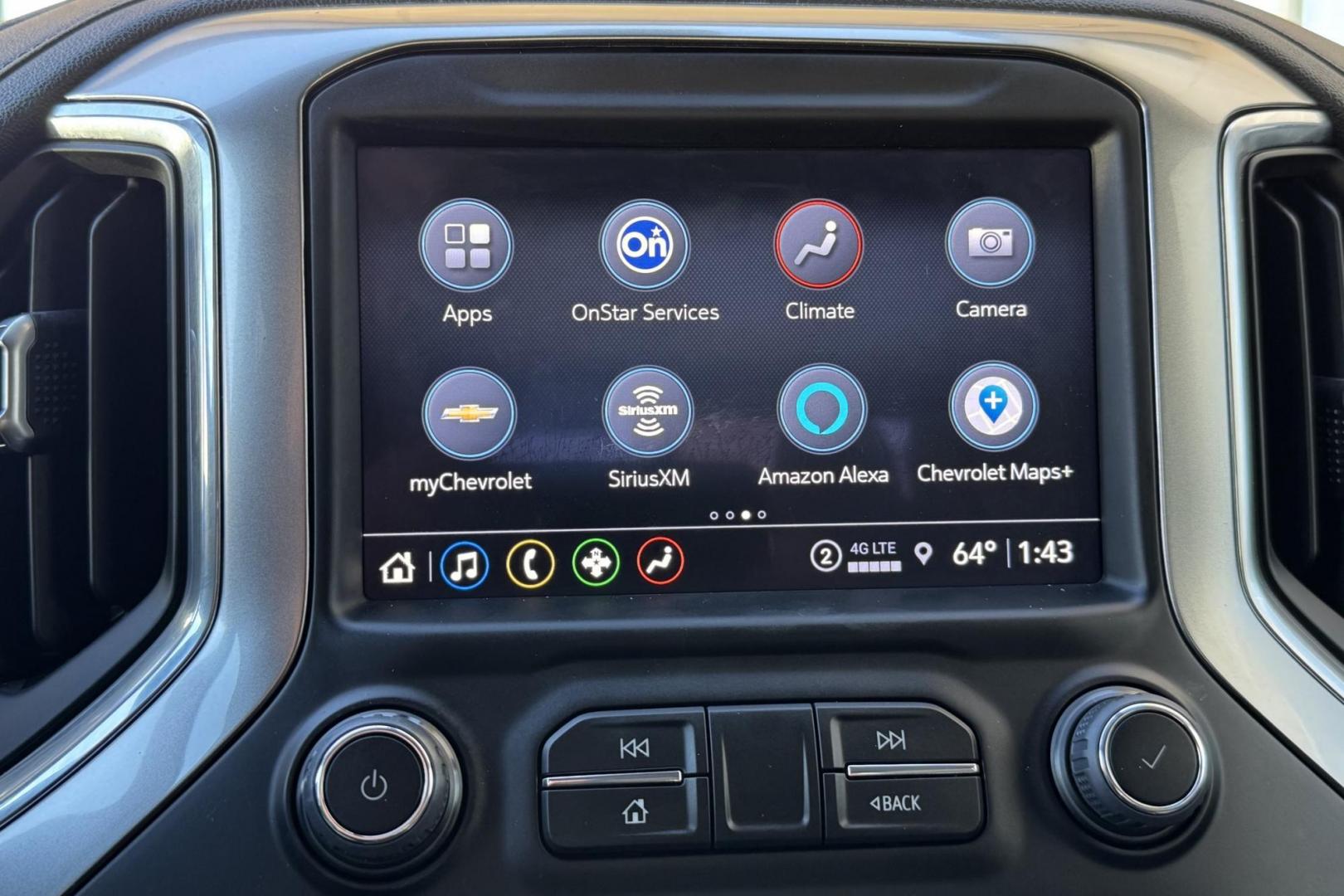 2022 Black /Black Chevrolet Silverado 1500 RST Z/71 (1GCUYEEL6NZ) with an V8 6.2 Liter engine, Automatic 10 Speed transmission, located at 2304 W. Main St., Boise, ID, 83702, (208) 342-7777, 43.622105, -116.218658 - Low Mileage! - Photo#7