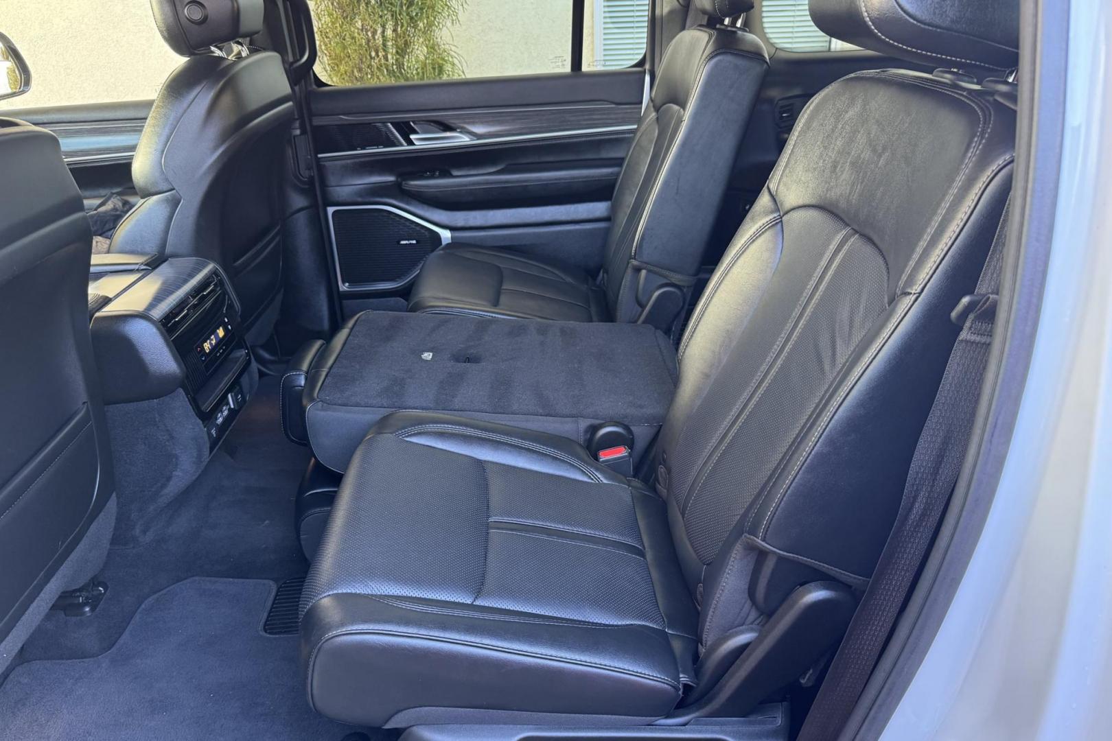 2023 Bright White /Black Jeep Wagoneer L Series II (1C4SJSBP1PS) with an V6 3.0 Liter Twin Turbo engine, Automatic 8 Speed transmission, located at 2304 W. Main St., Boise, ID, 83702, (208) 342-7777, 43.622105, -116.218658 - Seats 8 And Super Smooth Ride! - Photo#34