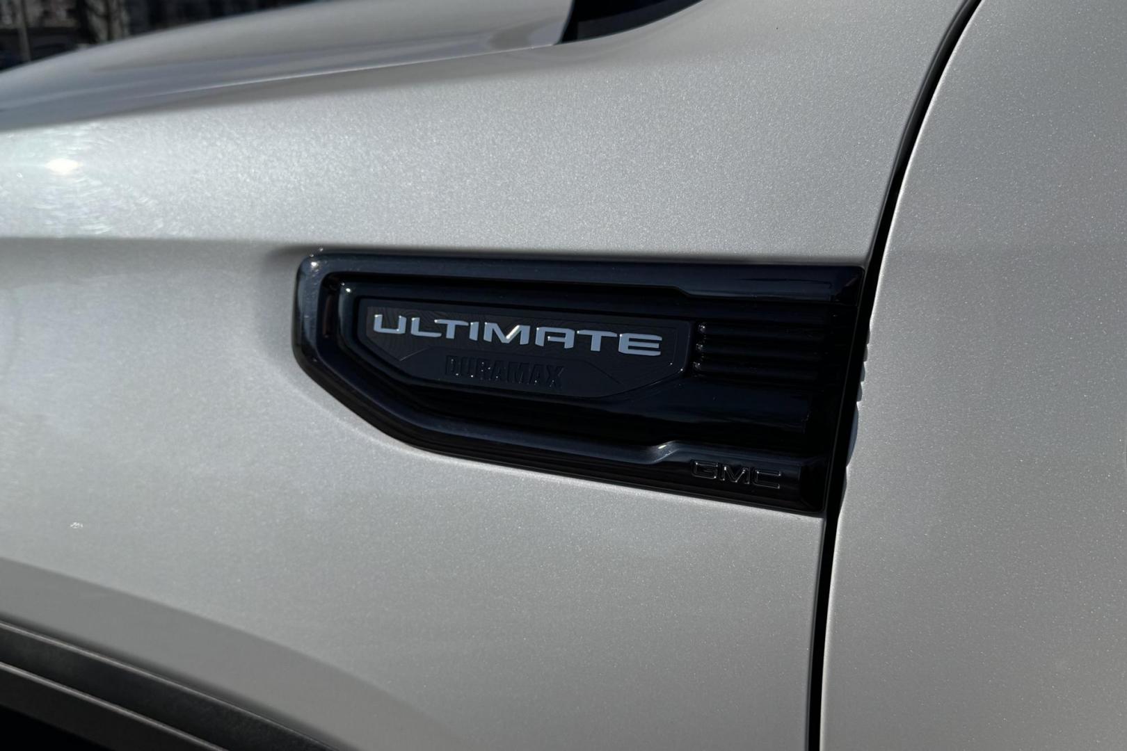 2022 White Frost Tricoat /Alpine Umber GMC Sierra 1500 Denali Ultimate (1GTUUHET1NZ) with an 6 Cyl 3.0 Liter Turbo Diesel engine, Automatic 10 Speed transmission, located at 2304 W. Main St., Boise, ID, 83702, (208) 342-7777, 43.622105, -116.218658 - Looking For That Amazing Truck? Here It Is! - Photo#1