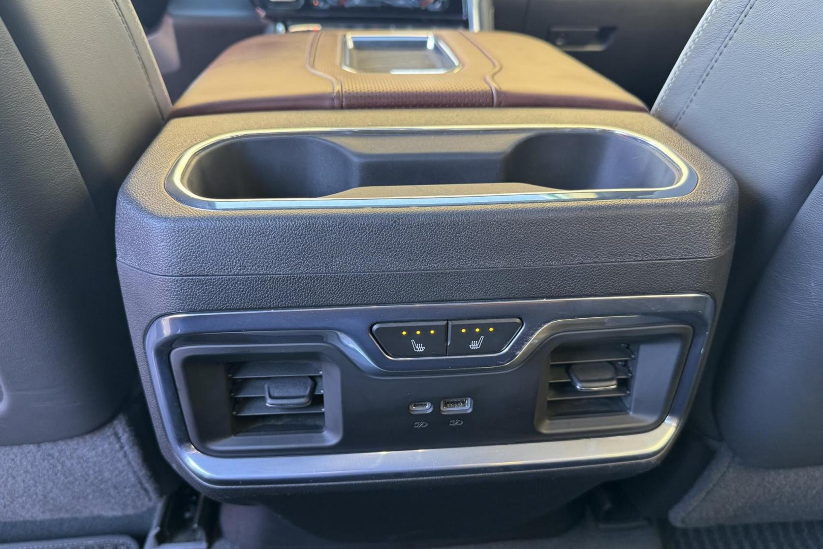 2022 White Frost Tricoat /Alpine Umber GMC Sierra 1500 Denali Ultimate (1GTUUHET1NZ) with an 6 Cyl 3.0 Liter Turbo Diesel engine, Automatic 10 Speed transmission, located at 2304 W. Main St., Boise, ID, 83702, (208) 342-7777, 43.622105, -116.218658 - Looking For That Amazing Truck? Here It Is! - Photo#20