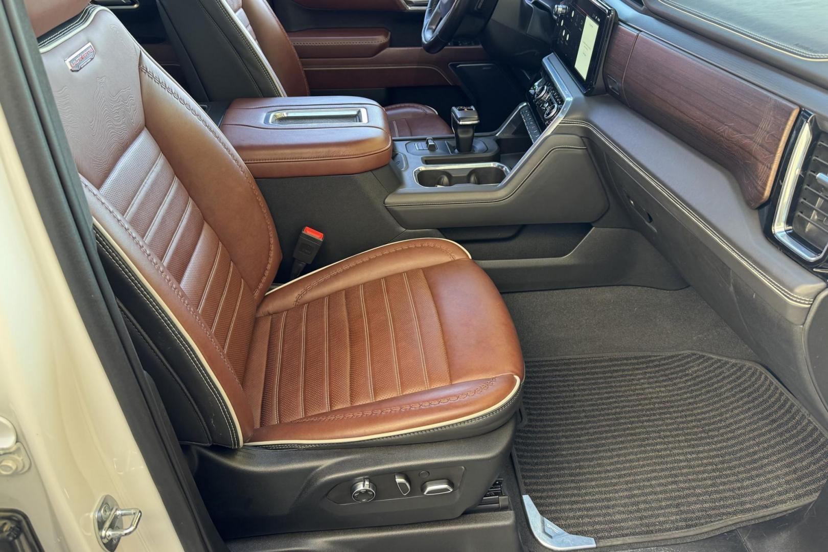 2022 White Frost Tricoat /Alpine Umber GMC Sierra 1500 Denali Ultimate (1GTUUHET1NZ) with an 6 Cyl 3.0 Liter Turbo Diesel engine, Automatic 10 Speed transmission, located at 2304 W. Main St., Boise, ID, 83702, (208) 342-7777, 43.622105, -116.218658 - Looking For That Amazing Truck? Here It Is! - Photo#27