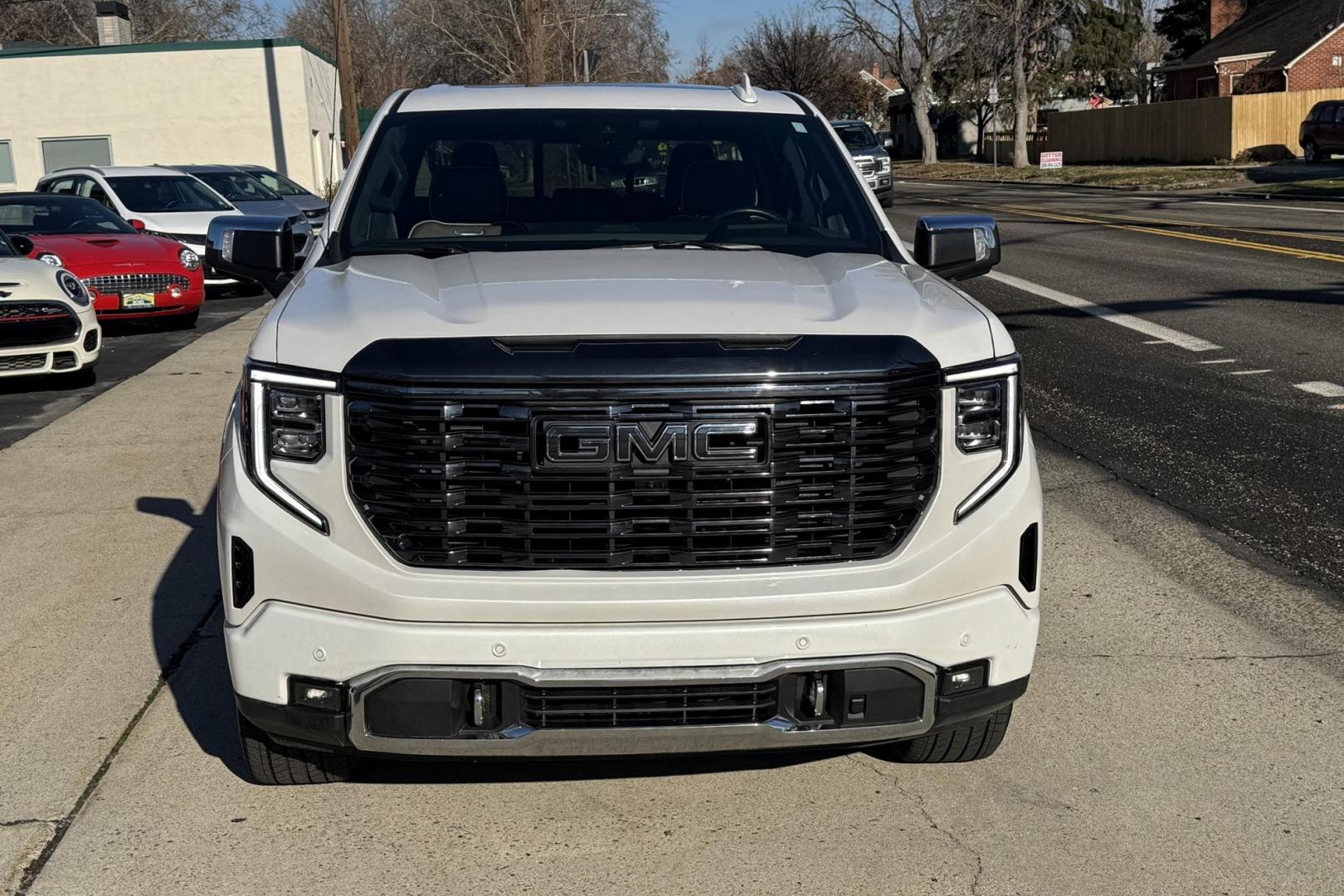 2022 White Frost Tricoat /Alpine Umber GMC Sierra 1500 Denali Ultimate (1GTUUHET1NZ) with an 6 Cyl 3.0 Liter Turbo Diesel engine, Automatic 10 Speed transmission, located at 2304 W. Main St., Boise, ID, 83702, (208) 342-7777, 43.622105, -116.218658 - Looking For That Amazing Truck? Here It Is! - Photo#4