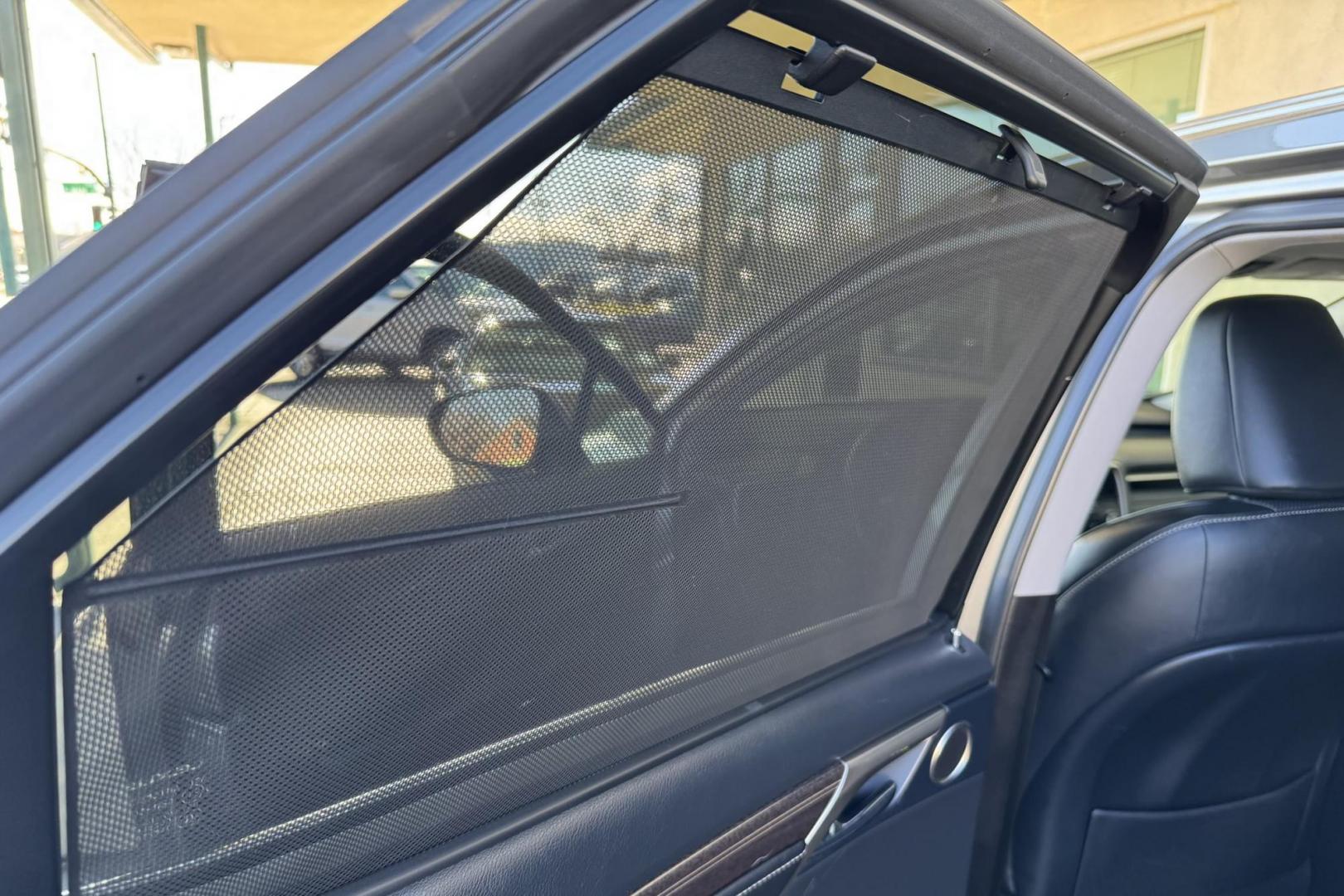 2021 Atomic Silver /Black Lexus RX 350L Luxury (JTJJZKFAXM2) with an V6 3.5 Liter engine, Automatic 8 Speed transmission, located at 2304 W. Main St., Boise, ID, 83702, (208) 342-7777, 43.622105, -116.218658 - Photo#4