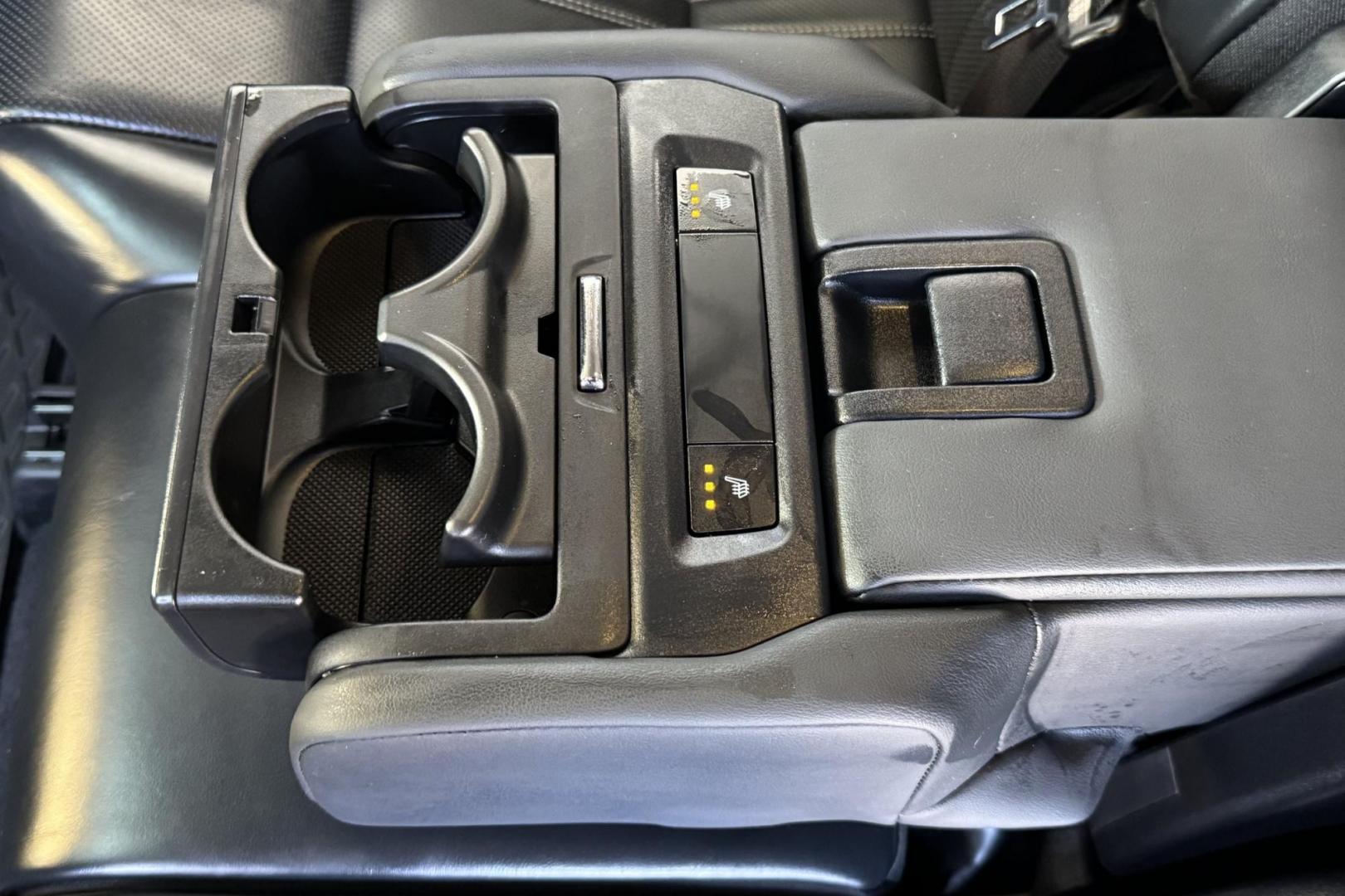 2021 Atomic Silver /Black Lexus RX 350L Luxury (JTJJZKFAXM2) with an V6 3.5 Liter engine, Automatic 8 Speed transmission, located at 2304 W. Main St., Boise, ID, 83702, (208) 342-7777, 43.622105, -116.218658 - Photo#16