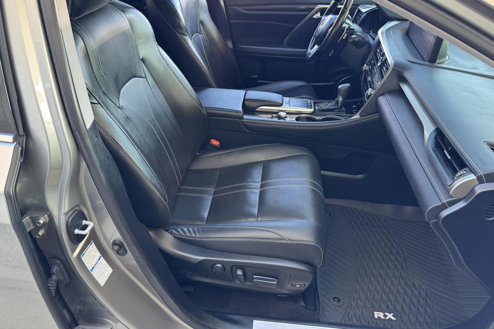 2021 Atomic Silver /Black Lexus RX 350L Luxury (JTJJZKFAXM2) with an V6 3.5 Liter engine, Automatic 8 Speed transmission, located at 2304 W. Main St., Boise, ID, 83702, (208) 342-7777, 43.622105, -116.218658 - Photo#21