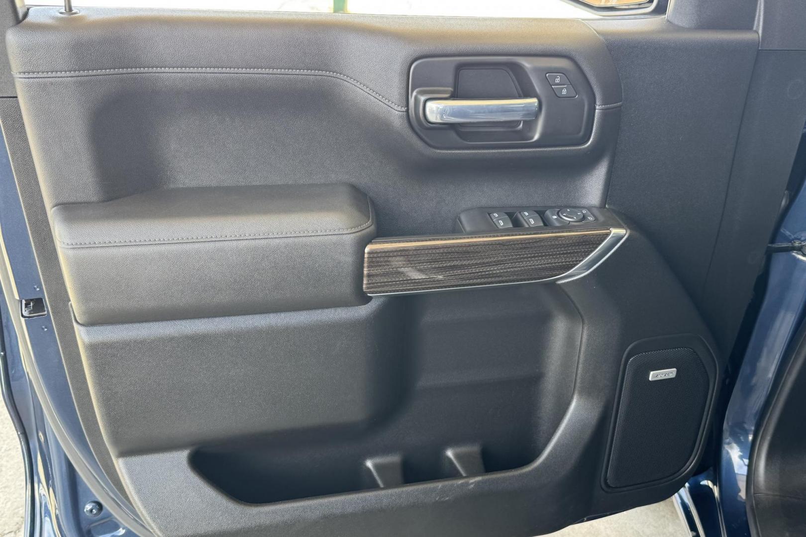 2021 Blue /Black Chevrolet Silverado 1500 RST Z/71 (1GCUYEET8MZ) with an 6 Cyl 3.0 Liter Turbo Diesel engine, Automatic 10 Speed transmission, located at 2304 W. Main St., Boise, ID, 83702, (208) 342-7777, 43.622105, -116.218658 - Great For Fuel Economy And Towing! - Photo#14