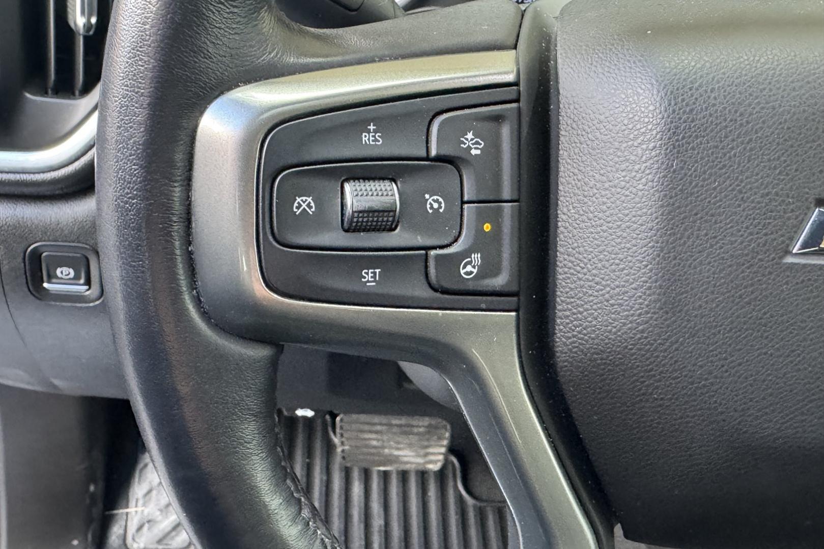2021 Black /Jet Black Chevrolet Silverado 1500 LTZ (1GCUYGEL8MZ) with an V8 6.2 Liter engine, Automatic 10 Speed transmission, located at 2304 W. Main St., Boise, ID, 83702, (208) 342-7777, 43.622105, -116.218658 - Low Mileage And Clean! - Photo#15