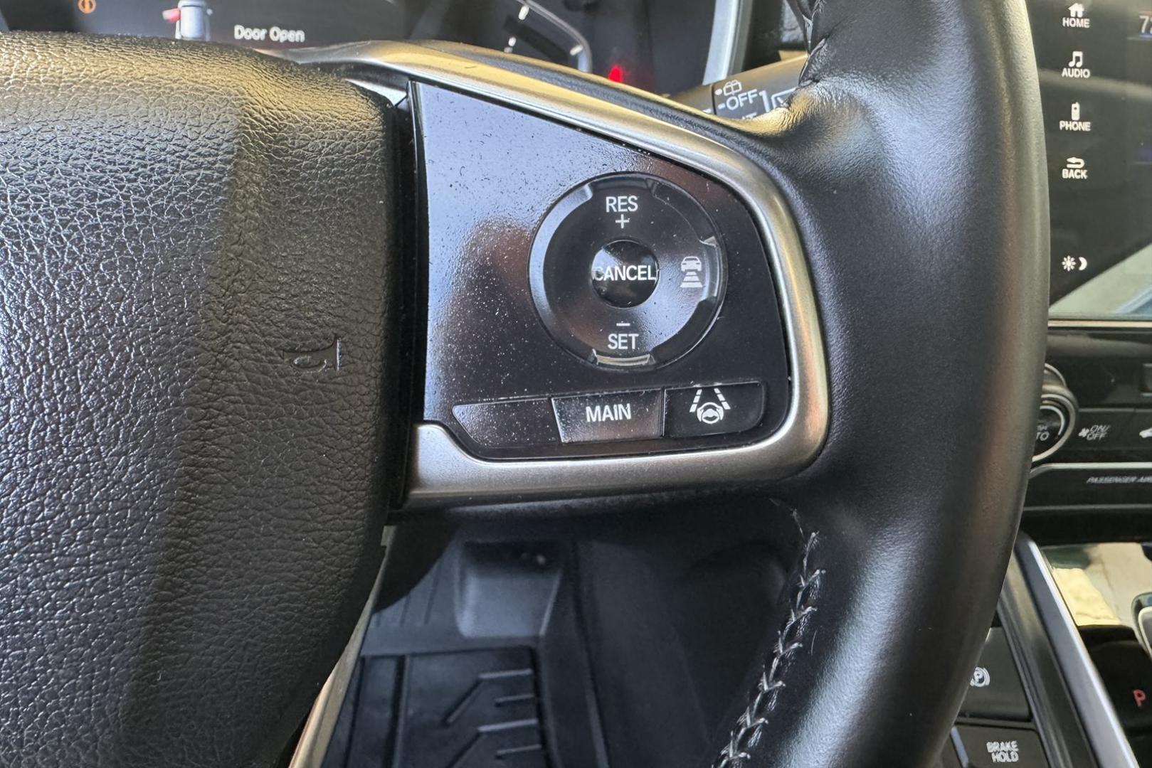2018 Modern Steel Metallic /Light Gray Honda CR-V EX-L (7FARW1H82JE) with an 4 Cyl 1.5 Liter Turbo engine, Automatic transmission, located at 2304 W. Main St., Boise, ID, 83702, (208) 342-7777, 43.622105, -116.218658 - Clean And Well Optioned! - Photo#7