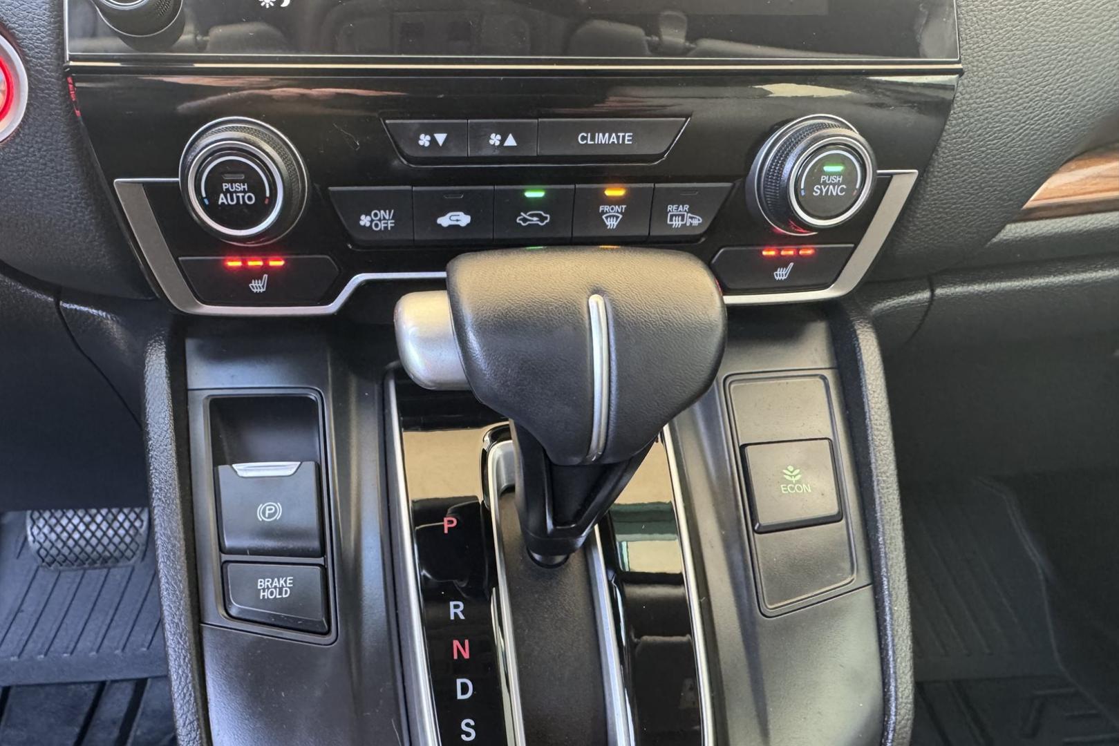 2018 Modern Steel Metallic /Light Gray Honda CR-V EX-L (7FARW1H82JE) with an 4 Cyl 1.5 Liter Turbo engine, Automatic transmission, located at 2304 W. Main St., Boise, ID, 83702, (208) 342-7777, 43.622105, -116.218658 - Clean And Well Optioned! - Photo#8