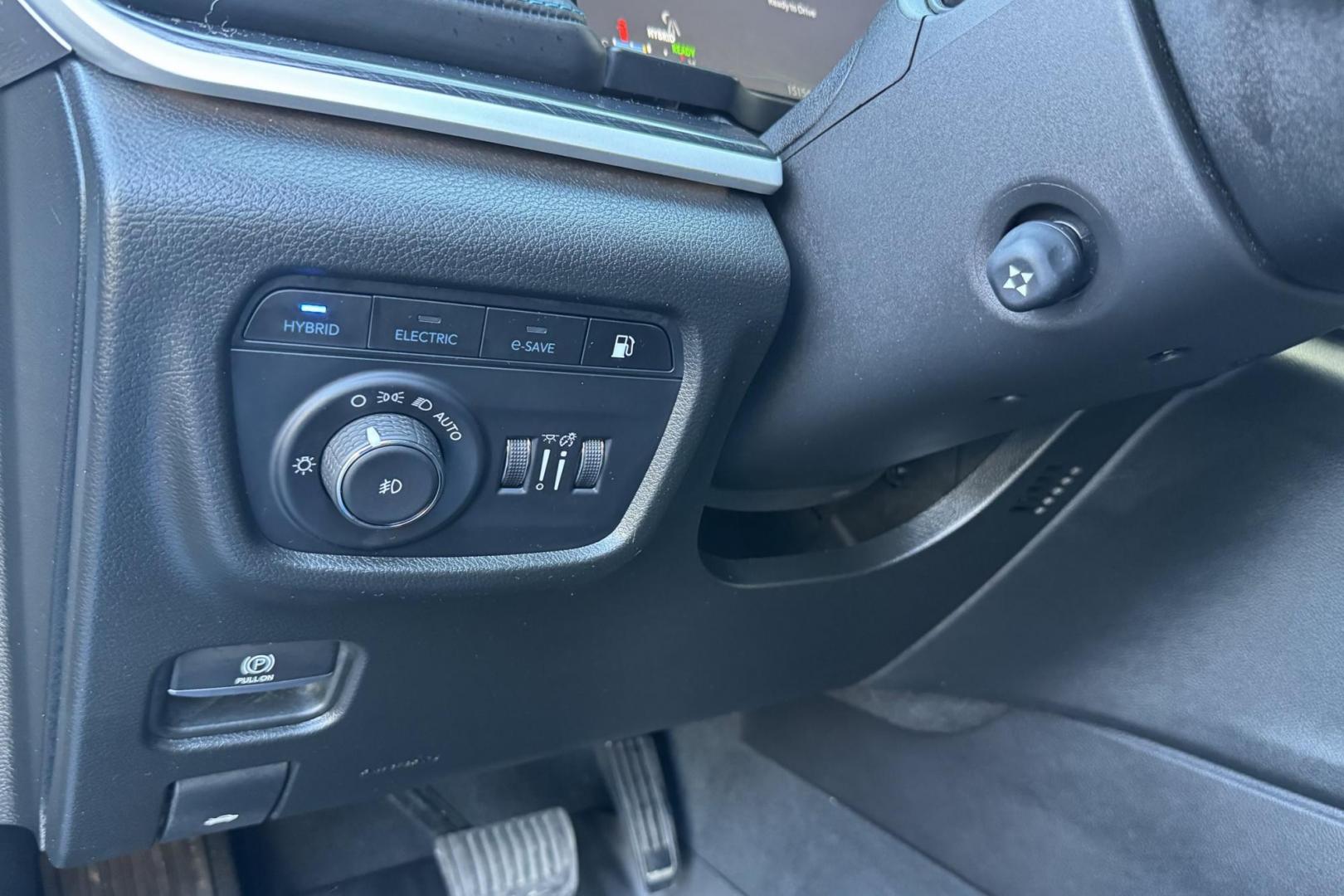 2022 Hydro Blue Pearl /Black Jeep Grand Cherokee 4xe Trailhawk (1C4RJYC67N8) with an 4 Cyl 2.0 Liter Hybrid engine, Automatic 8 Speed transmission, located at 2304 W. Main St., Boise, ID, 83702, (208) 342-7777, 43.622105, -116.218658 - Photo#25