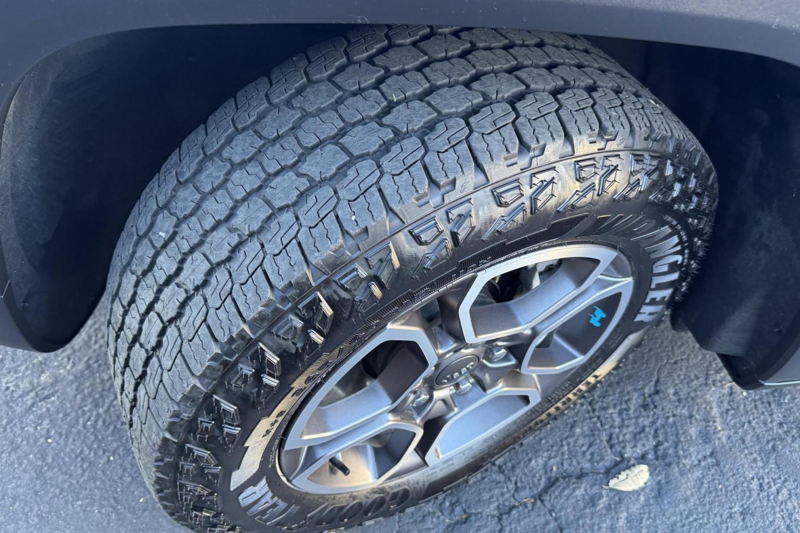 2022 Hydro Blue Pearl /Black Jeep Grand Cherokee 4xe Trailhawk (1C4RJYC67N8) with an 4 Cyl 2.0 Liter Hybrid engine, Automatic 8 Speed transmission, located at 2304 W. Main St., Boise, ID, 83702, (208) 342-7777, 43.622105, -116.218658 - Photo#26