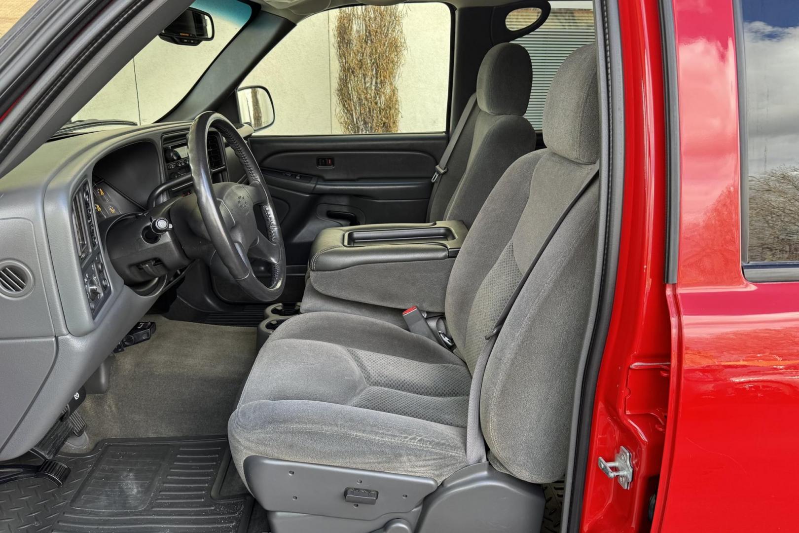2005 Victory Red /Gray Chevrolet Silverado 1500 Z71 (2GCEK13T051) with an V8 5.3 Liter engine, Automatic transmission, located at 2304 W. Main St., Boise, ID, 83702, (208) 342-7777, 43.622105, -116.218658 - Idaho Truck From Day 1! Clean, Rare Find With 64k Actual Miles! - Photo#8