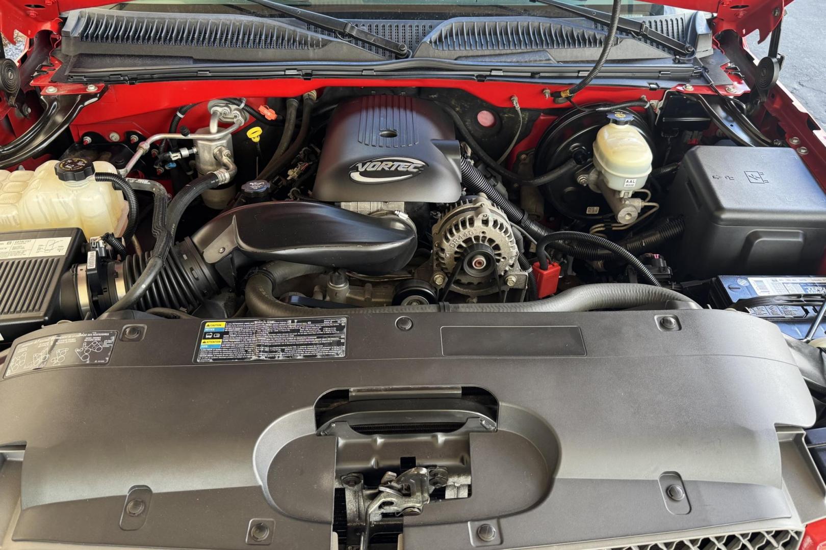 2005 Victory Red /Gray Chevrolet Silverado 1500 Z71 (2GCEK13T051) with an V8 5.3 Liter engine, Automatic transmission, located at 2304 W. Main St., Boise, ID, 83702, (208) 342-7777, 43.622105, -116.218658 - Idaho Truck From Day 1! Clean, Rare Find With 64k Actual Miles! - Photo#13