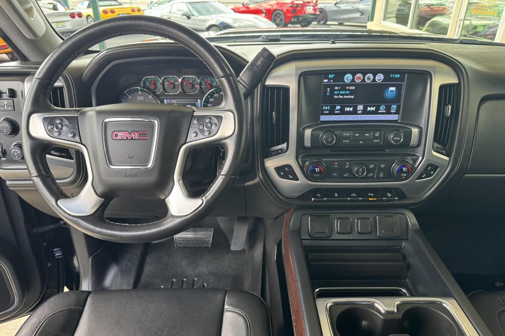 2018 Black /Black GMC Sierra 2500HD SLT (1GT22TEGXJZ) with an V8 6.0 Liter engine, Automatic 6 Speed transmission, located at 2304 W. Main St., Boise, ID, 83702, (208) 342-7777, 43.622105, -116.218658 - Photo#13