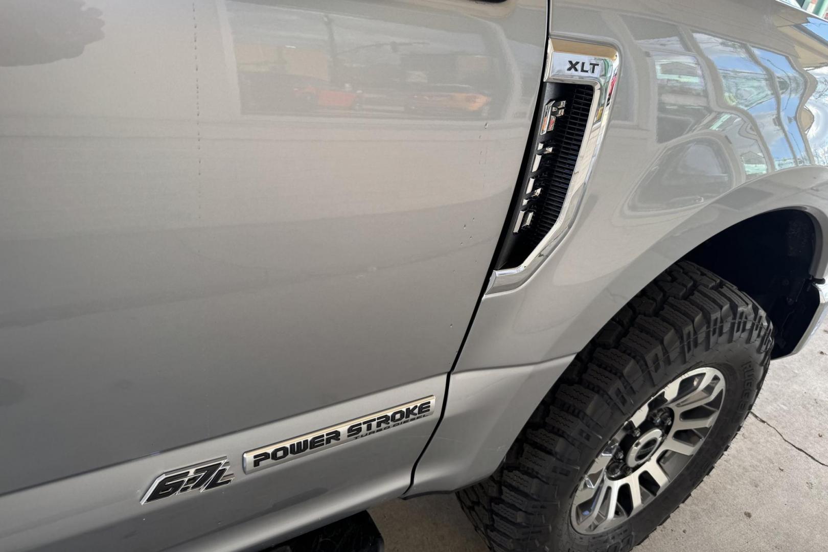 2022 Iconic Silver Metallic /Gray Ford F-250 XLT (1FT7W2BT5NE) with an V8 6.7 Liter Turbo Diesel engine, Automatic 10 Speed transmission, located at 2304 W. Main St., Boise, ID, 83702, (208) 342-7777, 43.622105, -116.218658 - New Tires And Ready To Work! - Photo#13