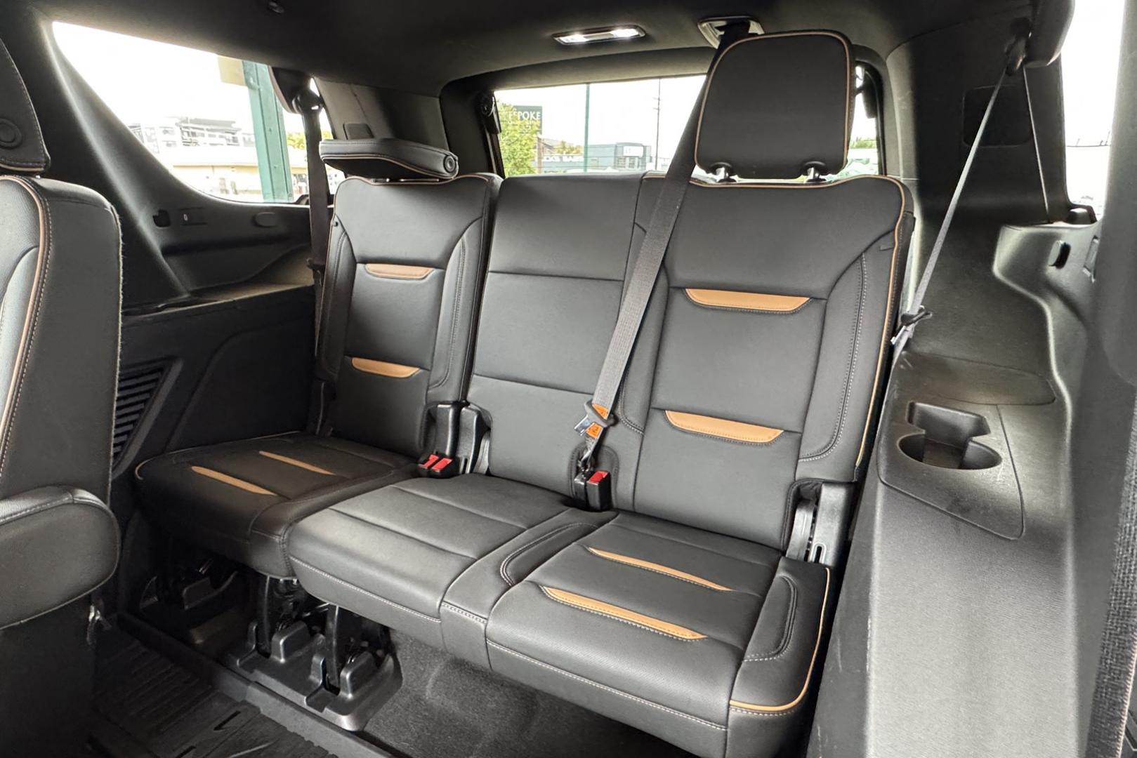 2022 Black /Jet Black/Umber GMC Yukon AT4 (1GKS2CKL9NR) with an V8 6.2 Liter engine, Automatic 10 Speed transmission, located at 2304 W. Main St., Boise, ID, 83702, (208) 342-7777, 43.622105, -116.218658 - Nicely Optioned! - Photo#19