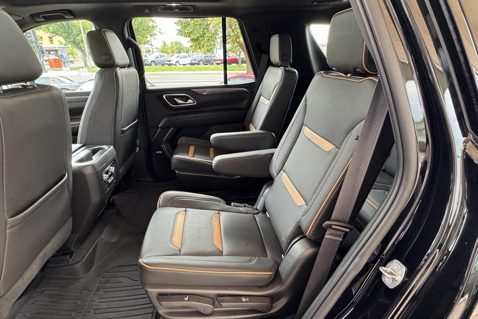 2022 Black /Jet Black/Umber GMC Yukon AT4 (1GKS2CKL9NR) with an V8 6.2 Liter engine, Automatic 10 Speed transmission, located at 2304 W. Main St., Boise, ID, 83702, (208) 342-7777, 43.622105, -116.218658 - Nicely Optioned! - Photo#20