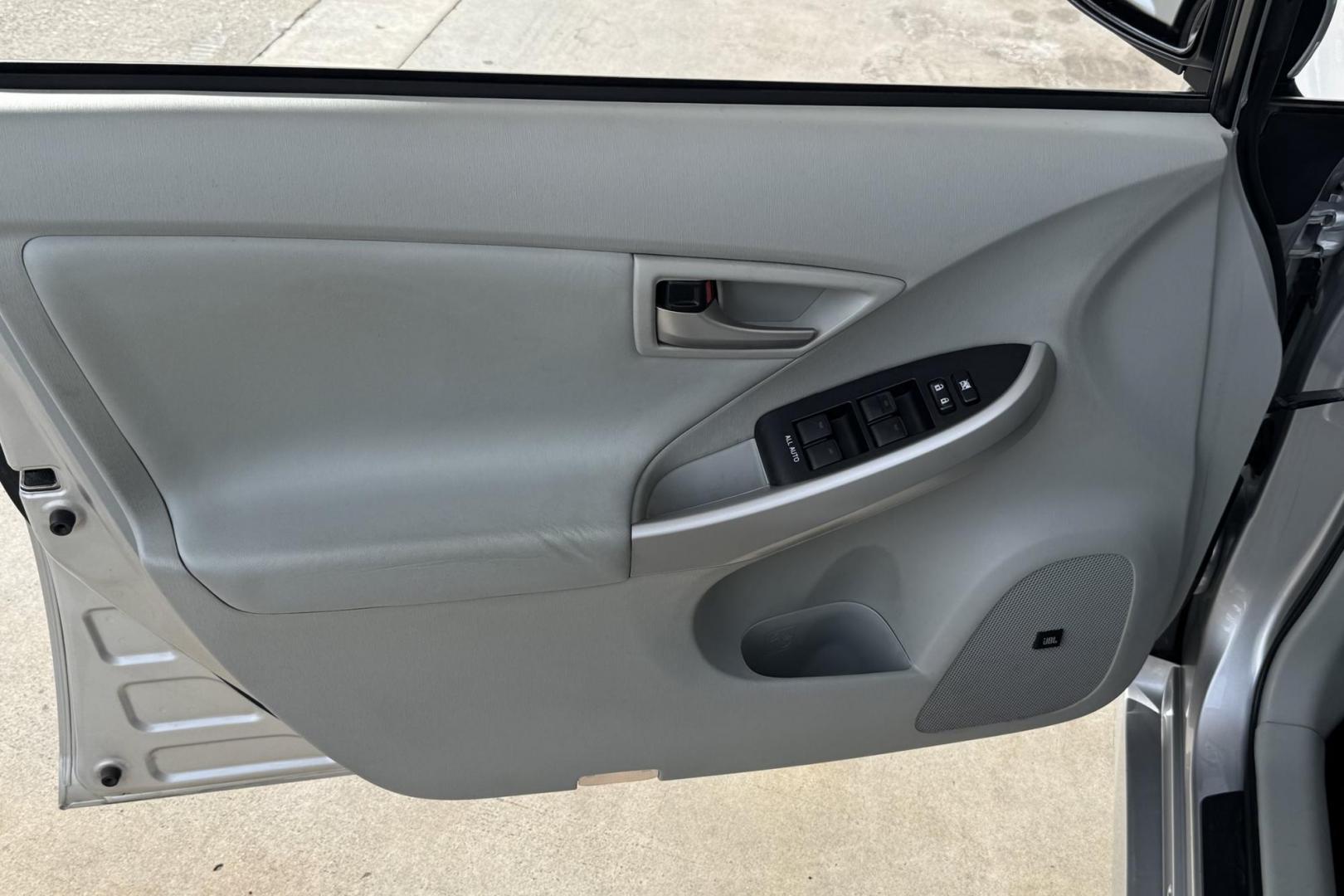 2013 Classic Silver Metallic /Gray Toyota Prius Hatchback IV (JTDKN3DU9D5) with an 4 Cyl 1.8 Liter Hybrid engine, Automatic transmission, located at 2304 W. Main St., Boise, ID, 83702, (208) 342-7777, 43.622105, -116.218658 - One Owner! New Tires And Clean! - Photo#10