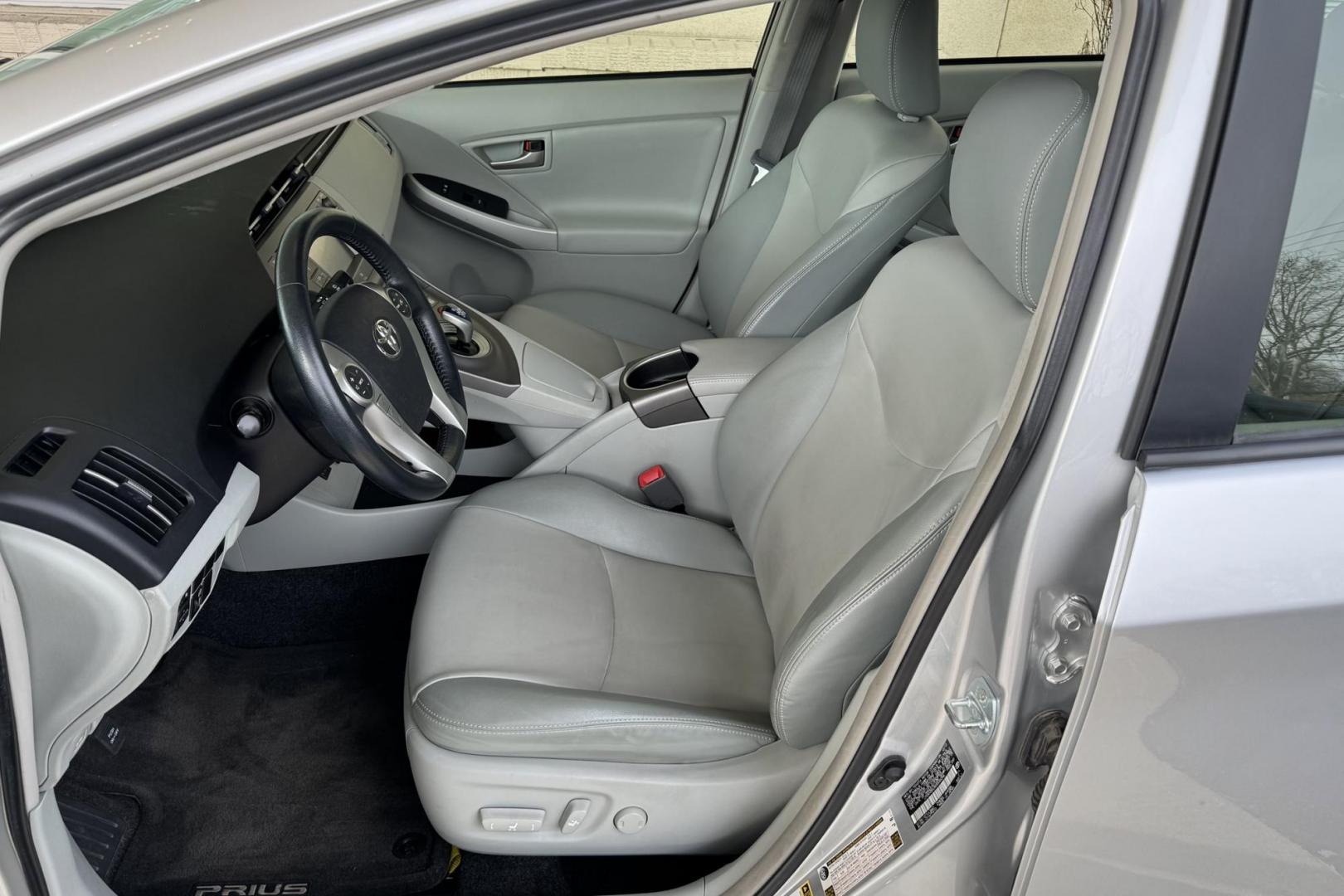2013 Classic Silver Metallic /Gray Toyota Prius Hatchback IV (JTDKN3DU9D5) with an 4 Cyl 1.8 Liter Hybrid engine, Automatic transmission, located at 2304 W. Main St., Boise, ID, 83702, (208) 342-7777, 43.622105, -116.218658 - One Owner! New Tires And Clean! - Photo#11