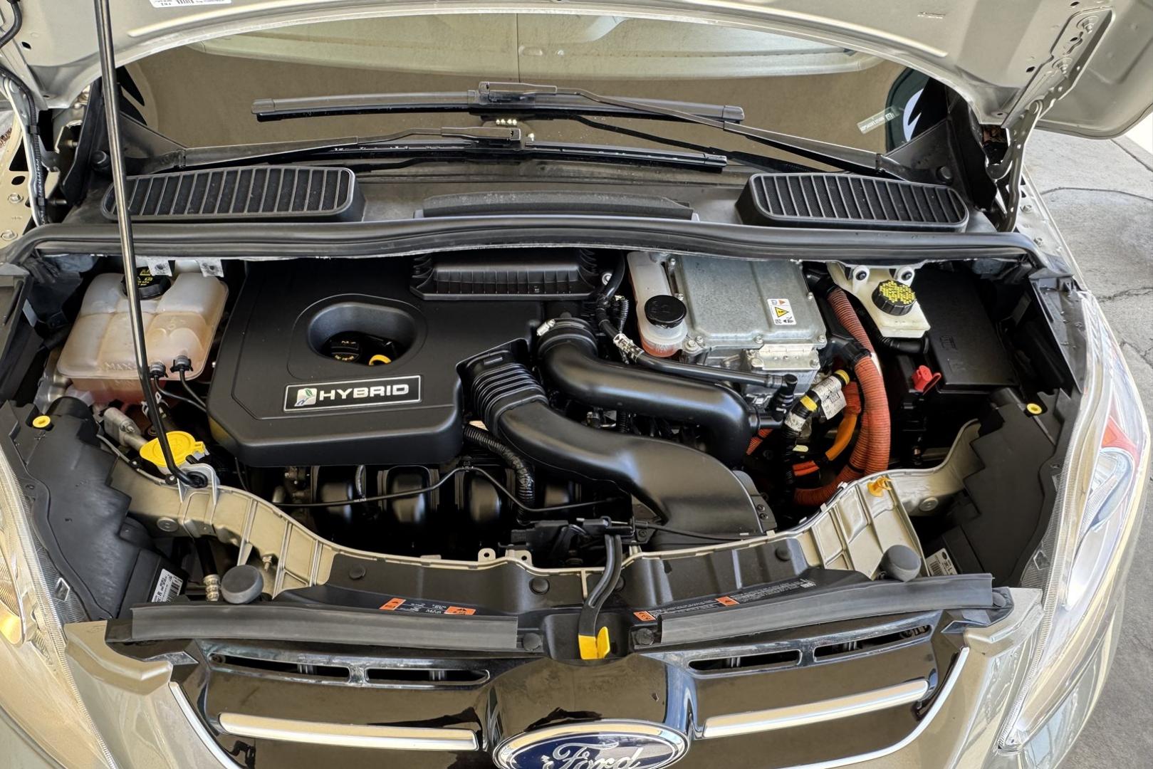 2015 Tectonic Silver Metallic /Medium Stone Ford C-Max Hybrid SE (1FADP5AU5FL) with an 4 Cyl 2.0 Liter Hybrid engine, Automatic transmission, located at 2304 W. Main St., Boise, ID, 83702, (208) 342-7777, 43.622105, -116.218658 - Low Mileage! New Tires Too! - Photo#10