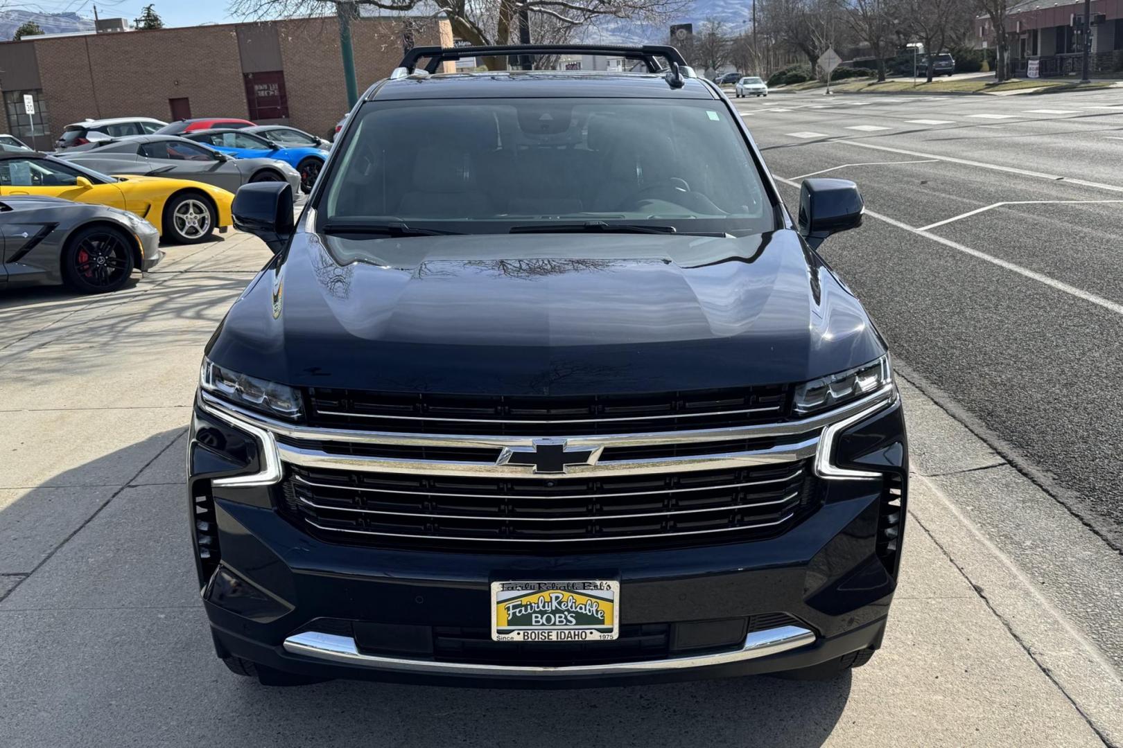 2023 Midnight Blue Metallic /Gray Chevrolet Tahoe LT (1GNSKNKD6PR) with an V8 5.3 Liter engine, Automatic 10 Speed transmission, located at 2304 W. Main St., Boise, ID, 83702, (208) 342-7777, 43.622105, -116.218658 - Remaining Factory Warranty! Very Clean Tahoe! Seats 7! - Photo#3