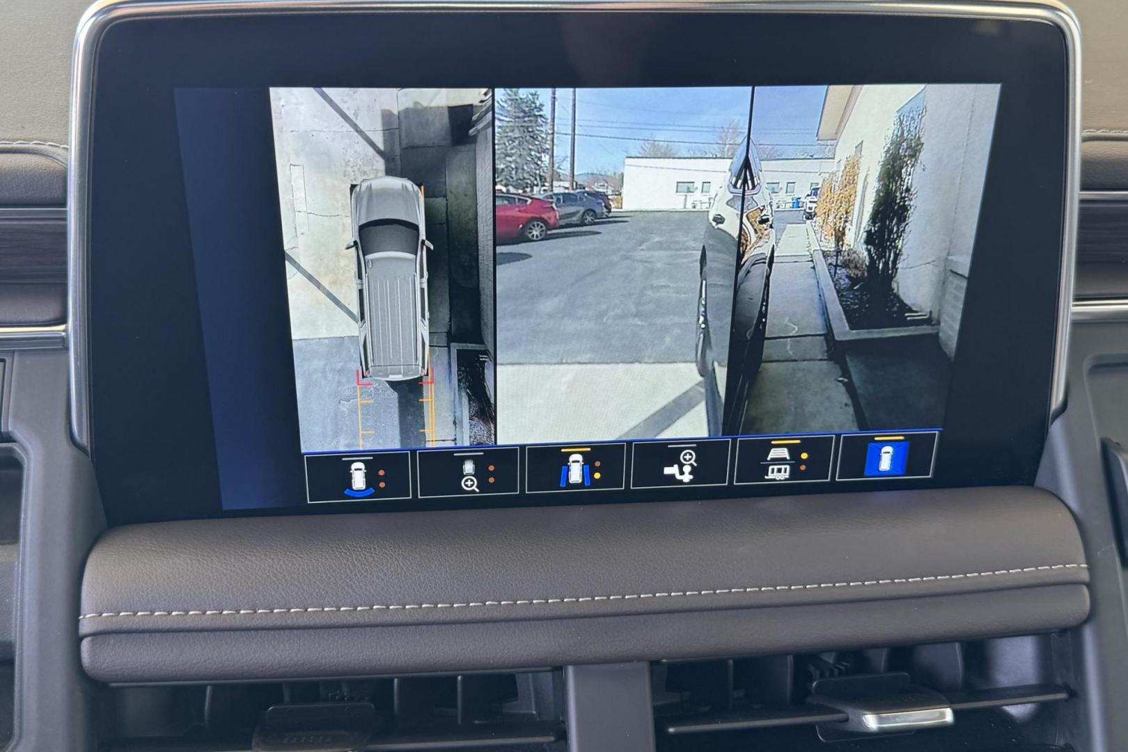 2023 Midnight Blue Metallic /Gray Chevrolet Tahoe LT (1GNSKNKD6PR) with an V8 5.3 Liter engine, Automatic 10 Speed transmission, located at 2304 W. Main St., Boise, ID, 83702, (208) 342-7777, 43.622105, -116.218658 - Remaining Factory Warranty! Very Clean Tahoe! Seats 7! - Photo#8
