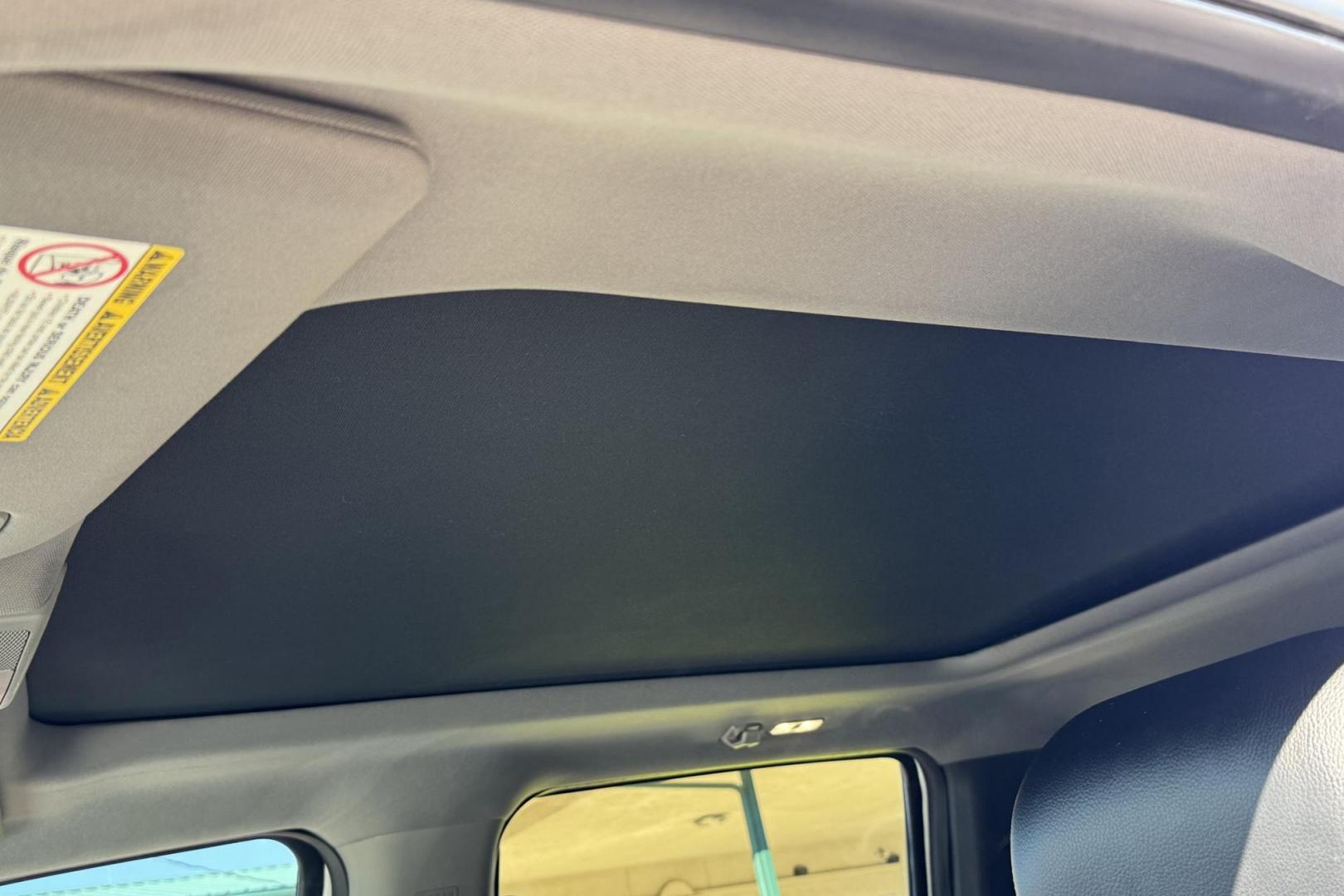 2017 Oxford White /Black Ford F-250 Lariat (1FT7W2B68HE) with an V8 6.2 Liter engine, Automatic 6 Speed transmission, located at 2304 W. Main St., Boise, ID, 83702, (208) 342-7777, 43.622105, -116.218658 - Nicely Optioned And Ready To Haul! - Photo#4