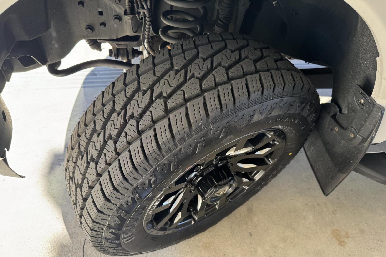 2017 Oxford White /Black Ford F-250 Lariat (1FT7W2B68HE) with an V8 6.2 Liter engine, Automatic 6 Speed transmission, located at 2304 W. Main St., Boise, ID, 83702, (208) 342-7777, 43.622105, -116.218658 - Nicely Optioned And Ready To Haul! - Photo#20