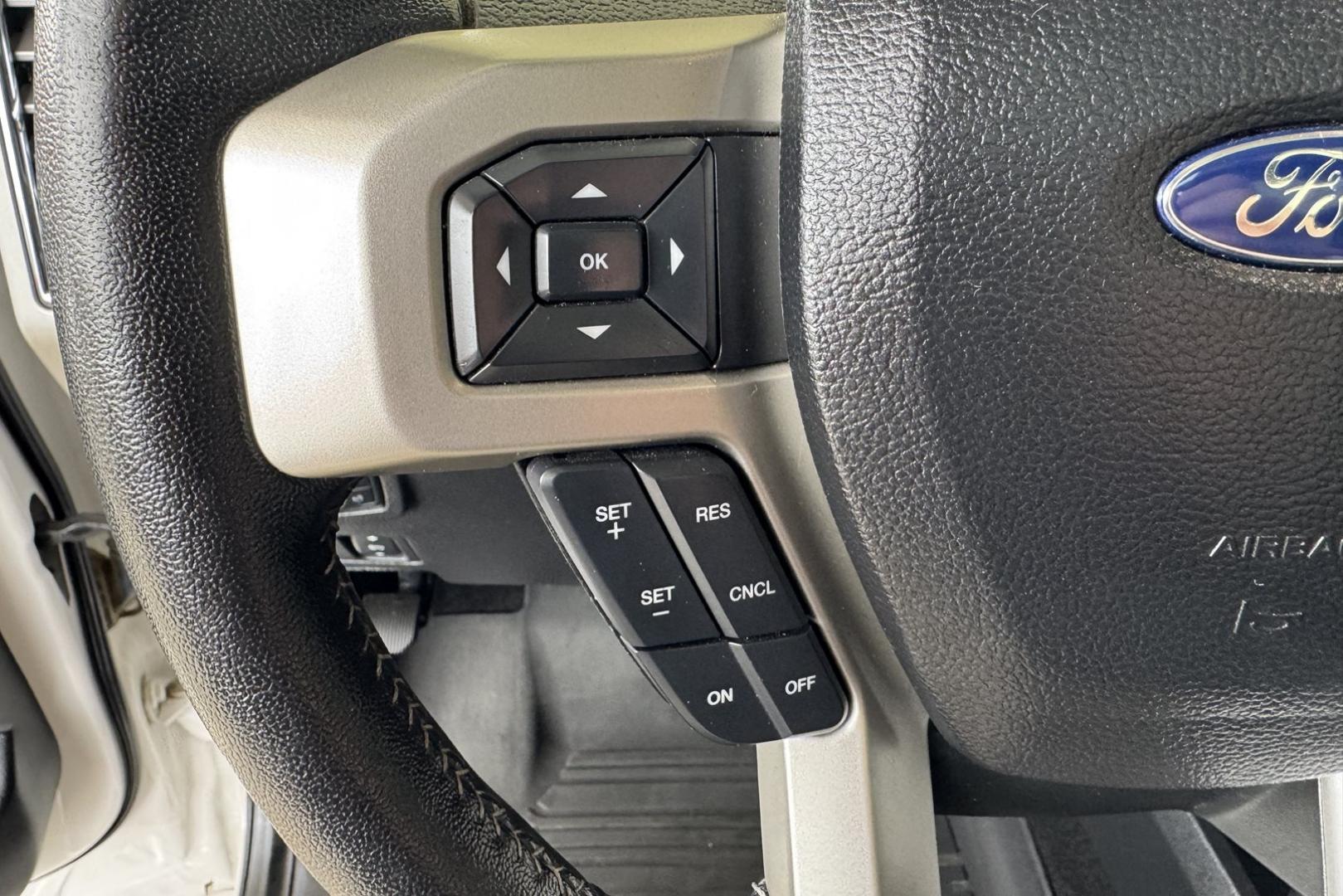 2017 Oxford White /Black Ford F-250 Lariat (1FT7W2B68HE) with an V8 6.2 Liter engine, Automatic 6 Speed transmission, located at 2304 W. Main St., Boise, ID, 83702, (208) 342-7777, 43.622105, -116.218658 - Photo#12