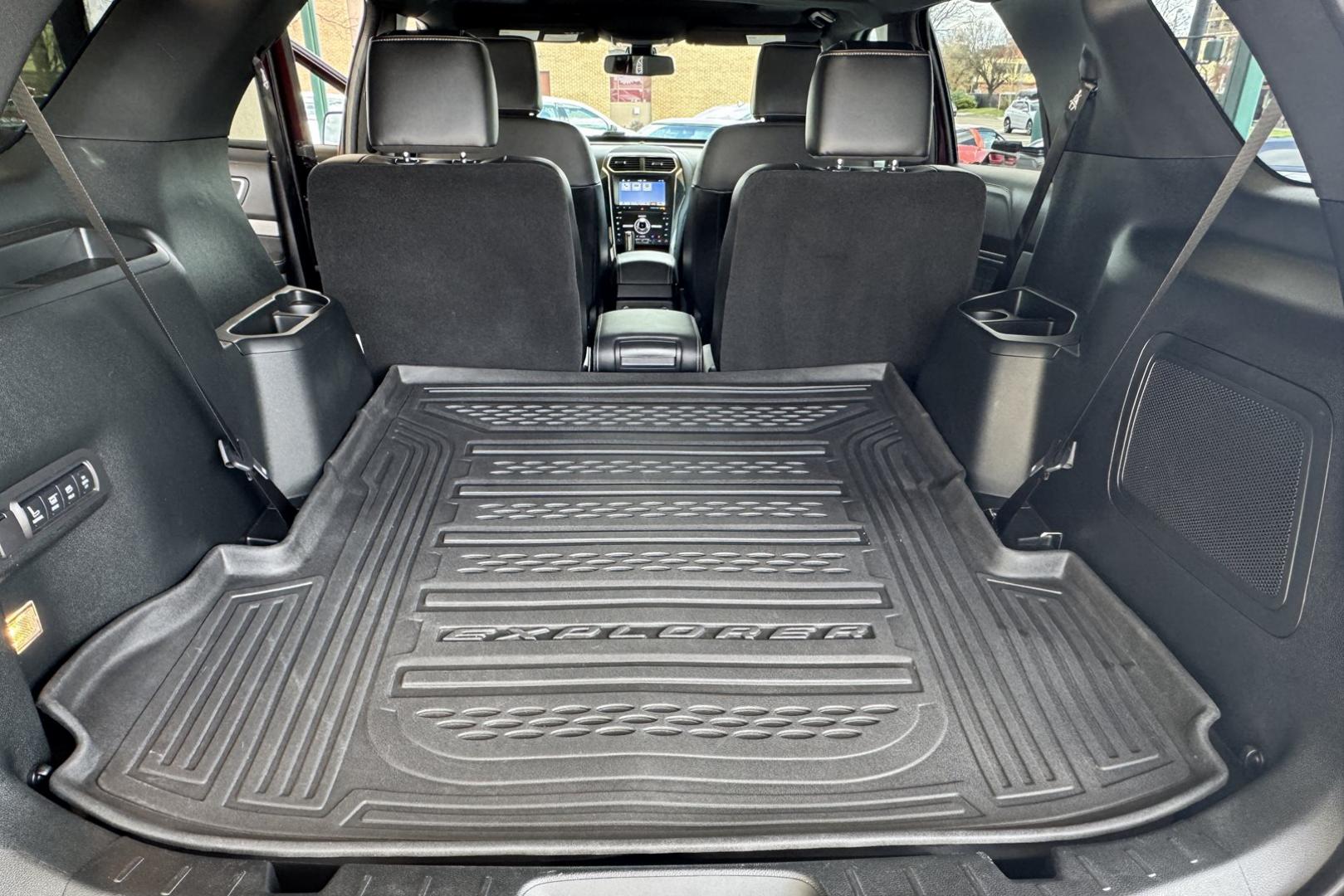 2018 Burgundy Velvet /Black Ford Explorer Platinum (1FM5K8HT3KG) with an V6 3.5 Liter Twin Turbo engine, Automatic 6 Speed transmission, located at 2304 W. Main St., Boise, ID, 83702, (208) 342-7777, 43.622105, -116.218658 - Stunning Explorer! New Tires And Low Mileage! - Photo#17