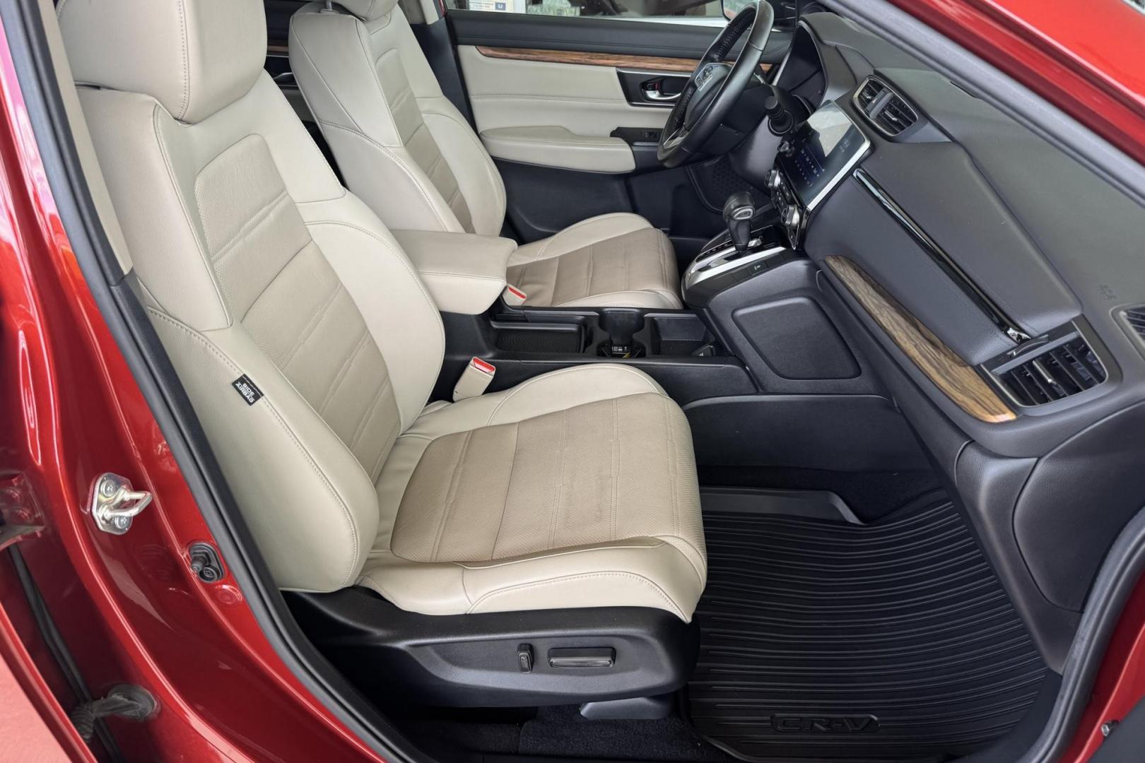 2018 Passion Red Pearl /Oak Honda CR-V EX-L (2HKRW2H87JH) with an 4 Cyl 1.5 Liter Turbo engine, Automatic transmission, located at 2304 W. Main St., Boise, ID, 83702, (208) 342-7777, 43.622105, -116.218658 - Stunning One Owner Idaho SUV! - Photo#15