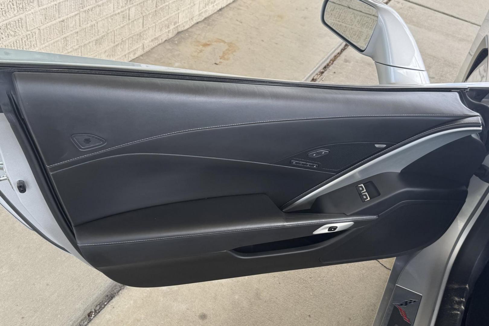 2016 Blade Silver Metallic /Black Chevrolet Corvette 3LT Z51 (1G1YM2D76G5) with an V8 6.2 Liter engine, Automatic 8 Speed transmission, located at 2304 W. Main St., Boise, ID, 83702, (208) 342-7777, 43.622105, -116.218658 - Super Clean 3LT Z51 Stunner! - Photo#12