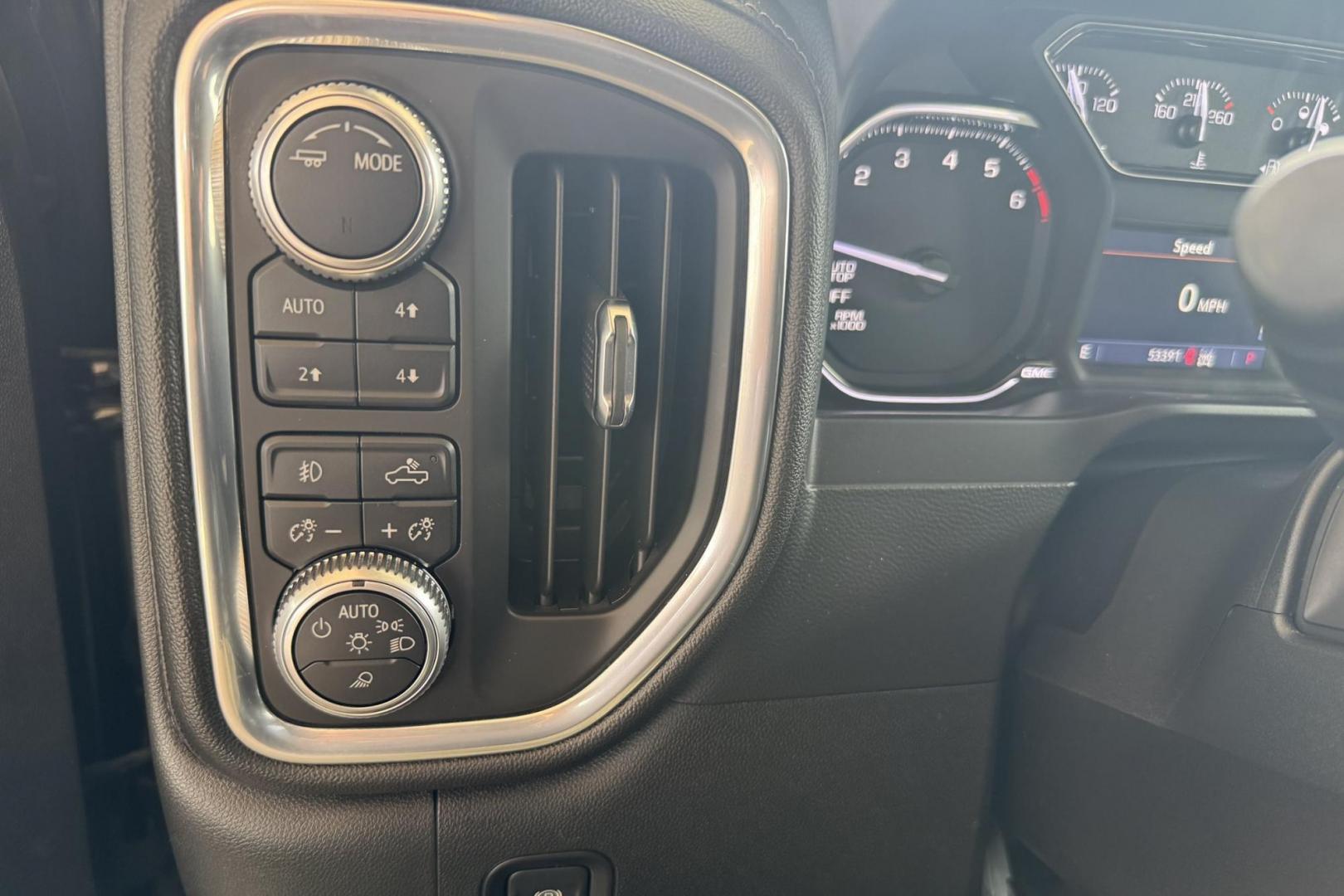 2020 Black /Black GMC Sierra 1500 Elevation X31 (1GTU9CED4LZ) with an V8 5.3 Liter engine, Automatic 8 Speed transmission, located at 2304 W. Main St., Boise, ID, 83702, (208) 342-7777, 43.622105, -116.218658 - Ready To Haul! - Photo#17