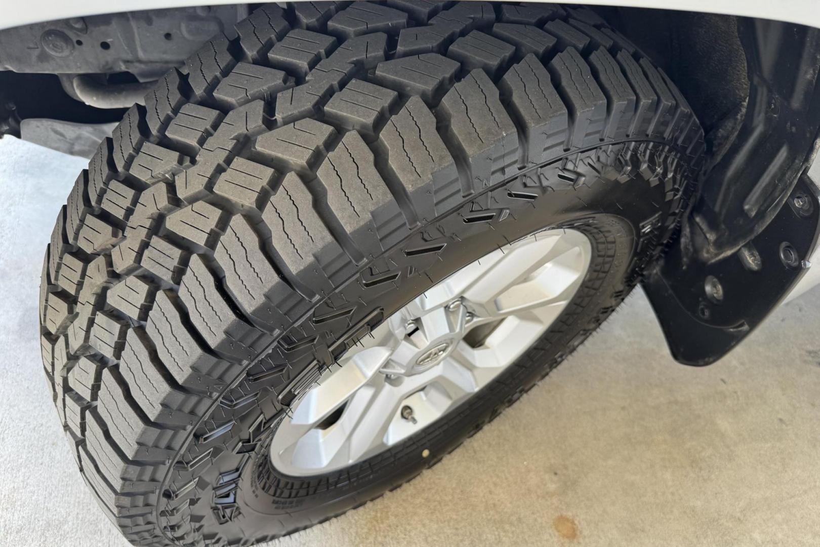 2015 Silver /Jet Black/Graystone Toyota 4Runner SR5 Premium (JTEBU5JR1F5) with an V6 4.0 Liter engine, Automatic transmission, located at 2304 W. Main St., Boise, ID, 83702, (208) 342-7777, 43.622105, -116.218658 - Hard To Find! Great To Own! New Tires Too! - Photo#11
